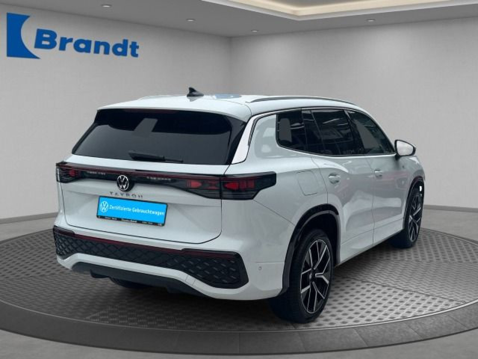 Volkswagen - Tayron_3