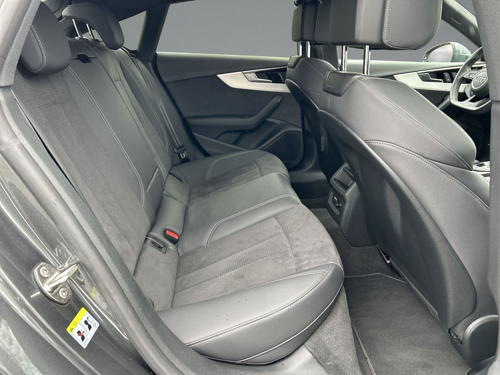 Audi - S5 Sportback_12