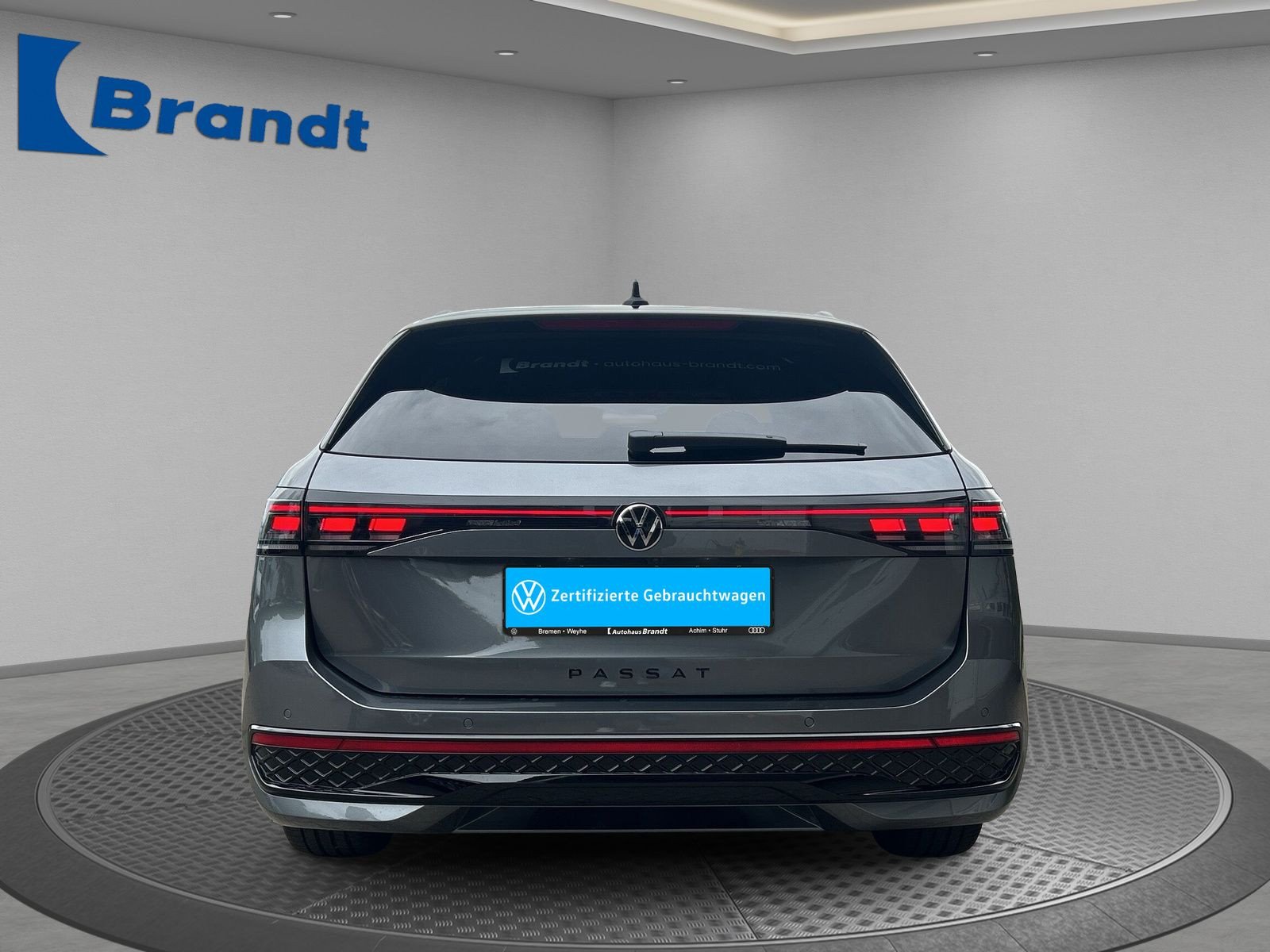 Volkswagen - Passat Variant_6