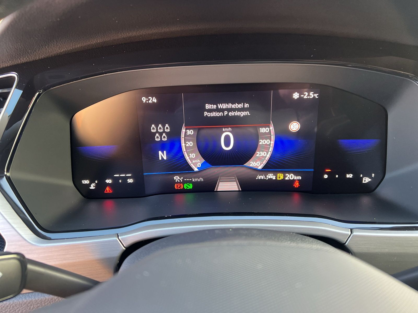 Volkswagen - Touran_22