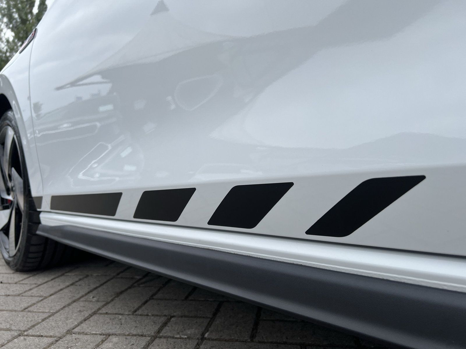 Volkswagen - Golf GTI_32