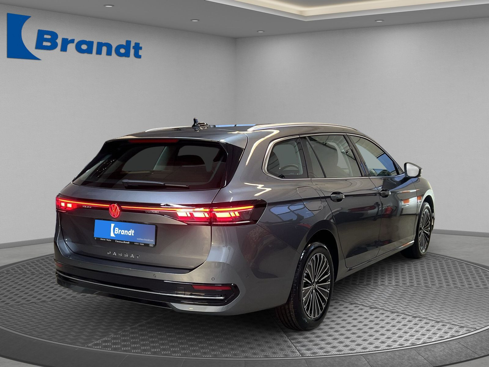 Volkswagen - Passat Variant_3