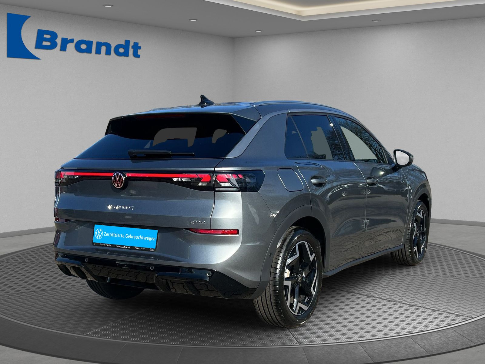 Volkswagen - T-Roc_3