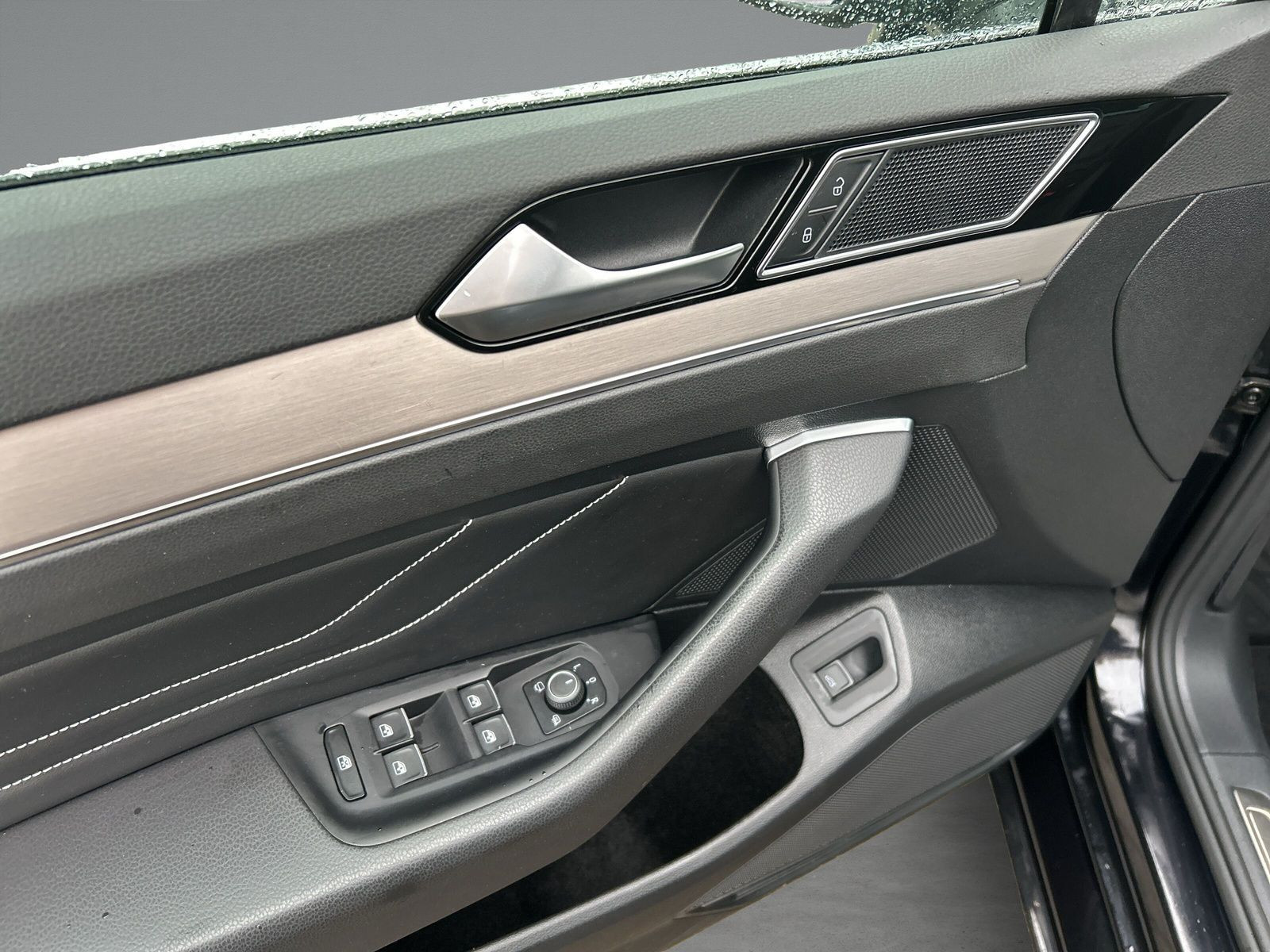 Volkswagen - Passat Variant_21