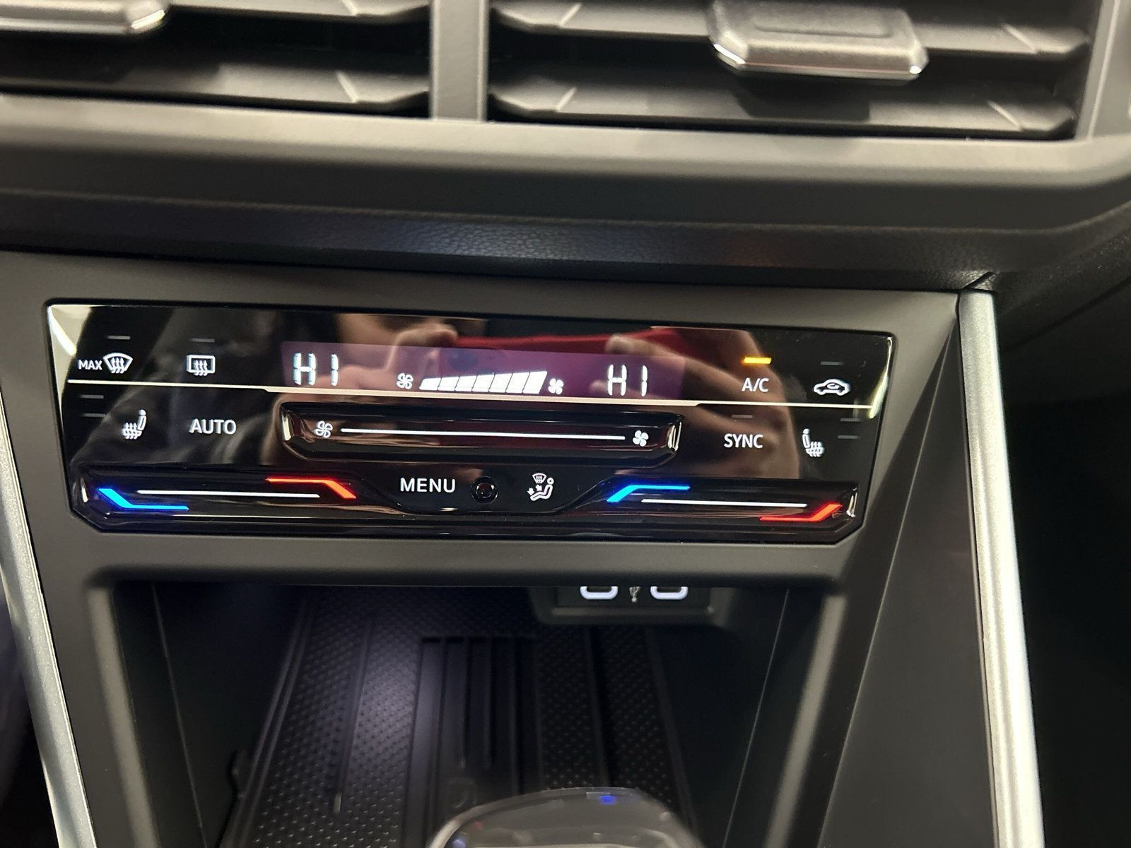 Volkswagen - Polo_19