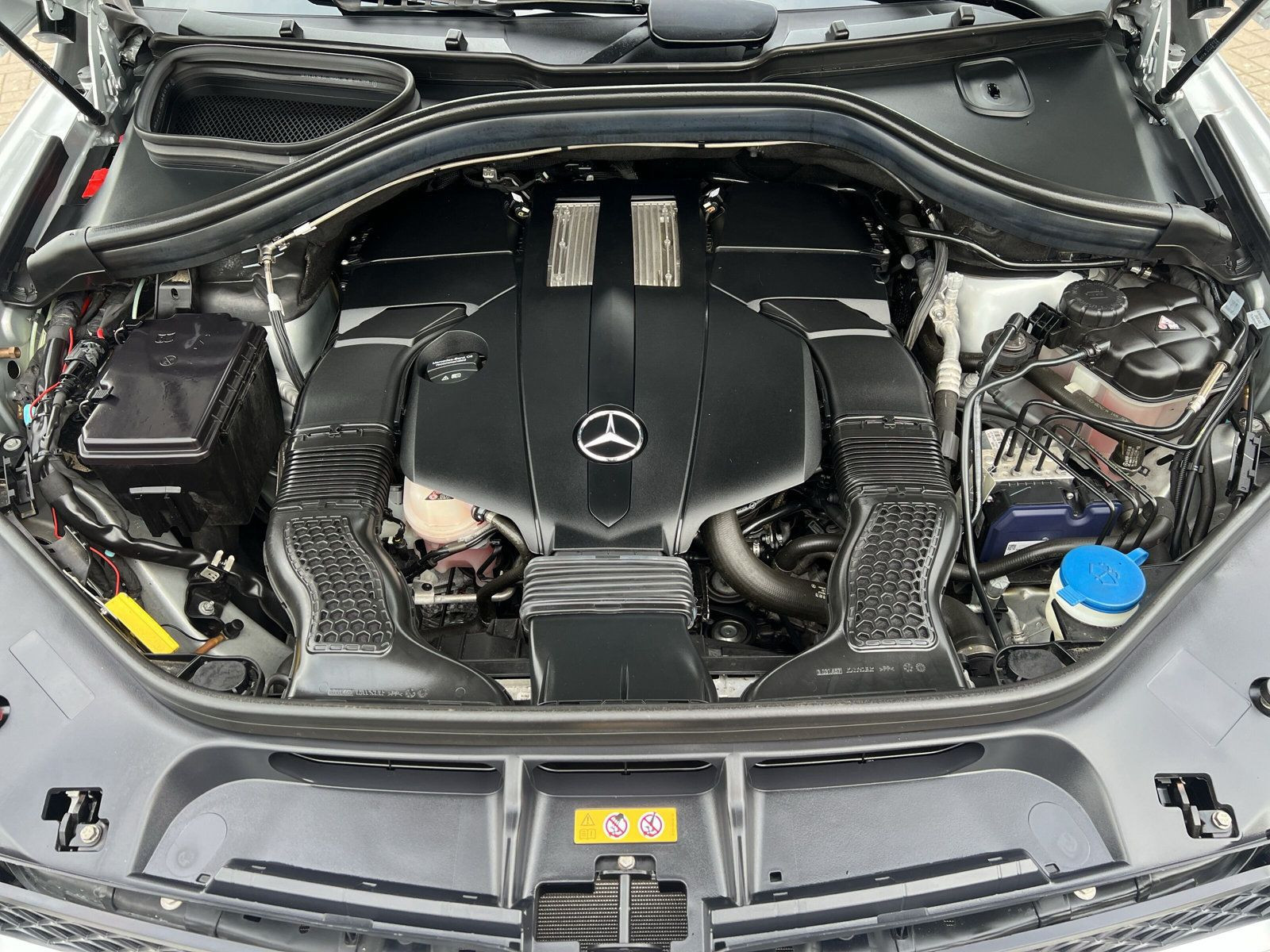 Mercedes-Benz - GLE 400_31