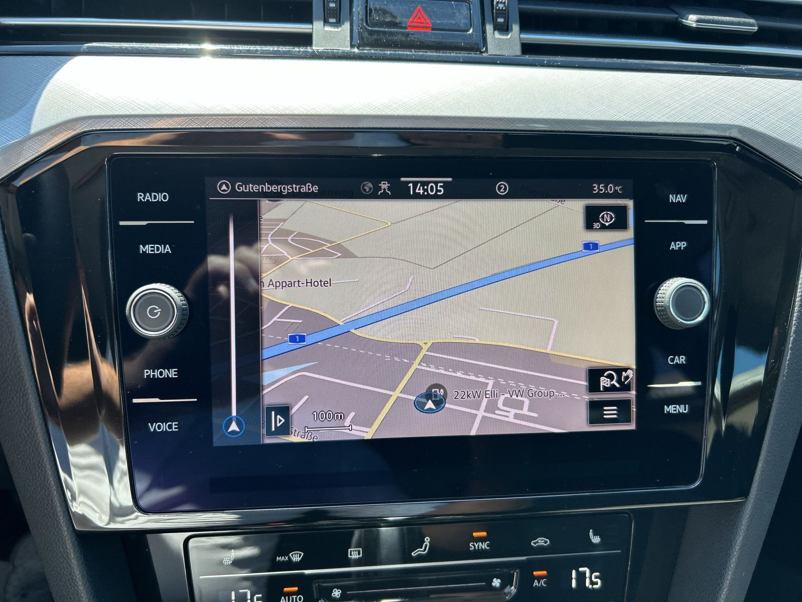 Volkswagen - Passat Variant_16