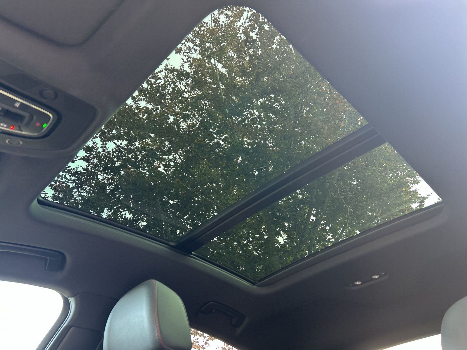 Audi - Q8 Sportback e-tron_29