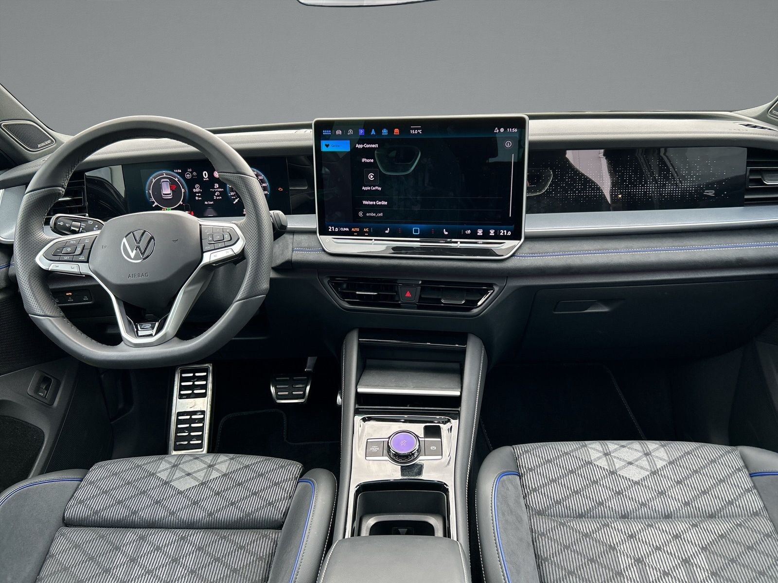 Volkswagen - Tayron_11