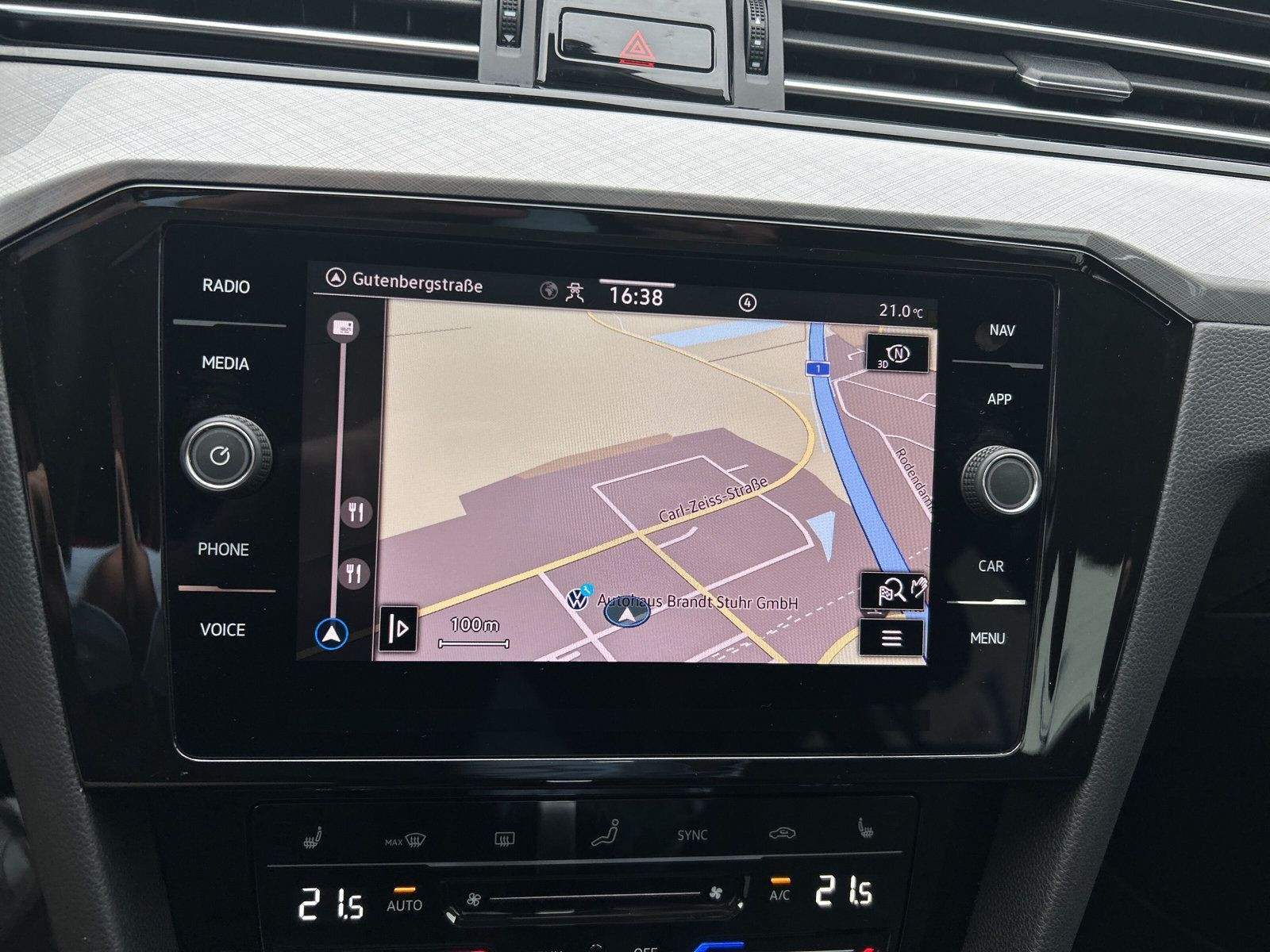 Volkswagen - Passat Variant_19