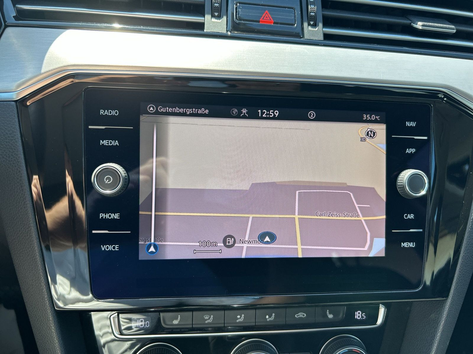 Volkswagen - Passat Variant_16