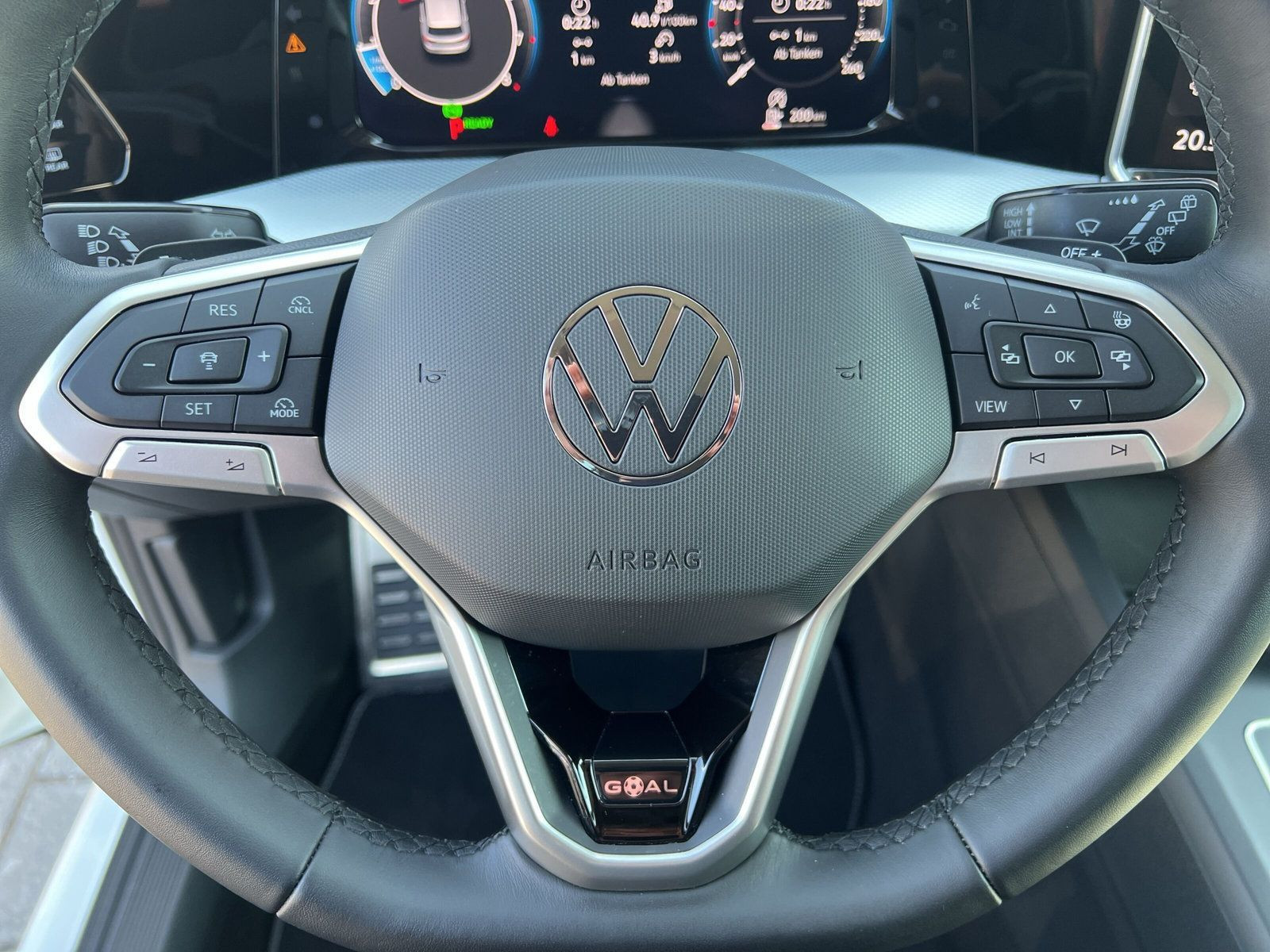 Volkswagen - Golf_23 Volkswagen - Golf_23