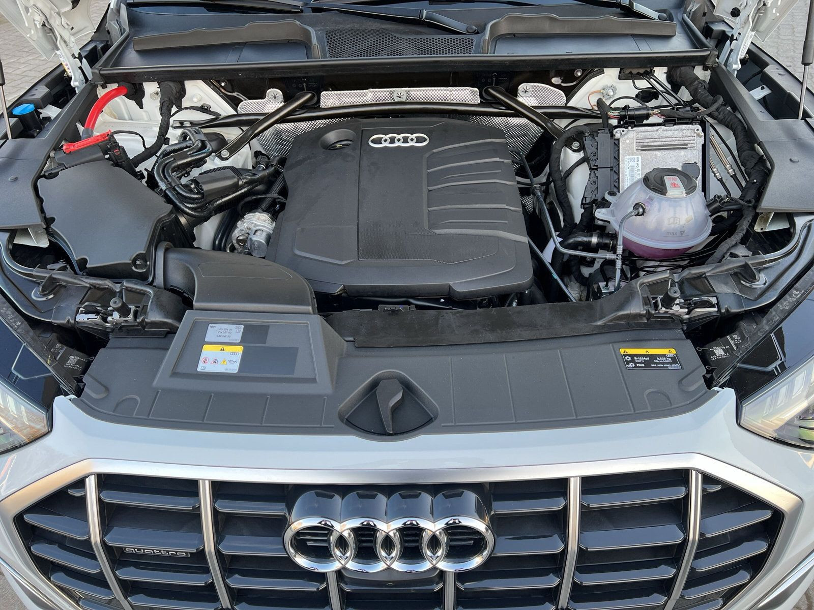 Audi - Q5_30