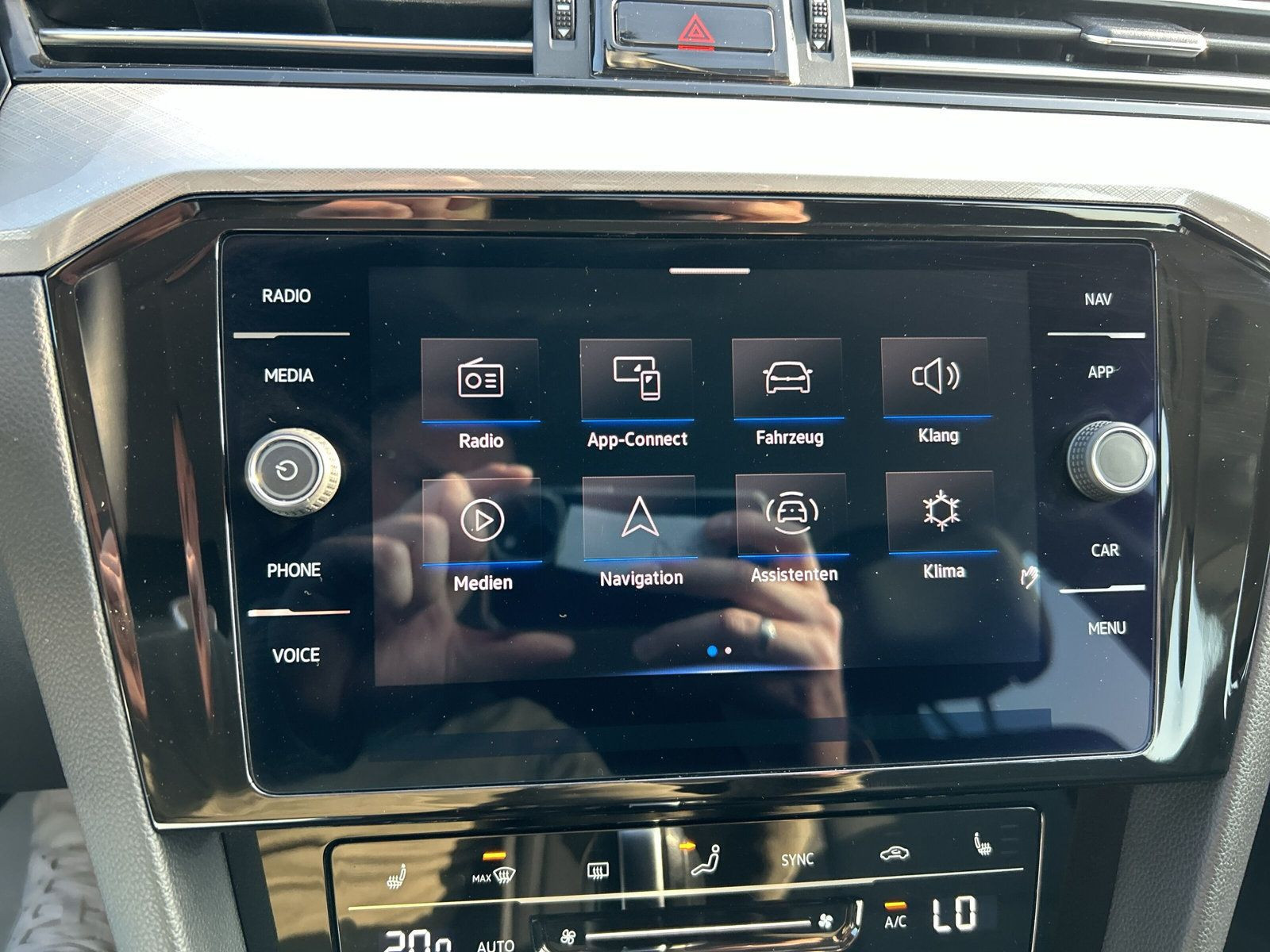 Volkswagen - Passat Variant_16