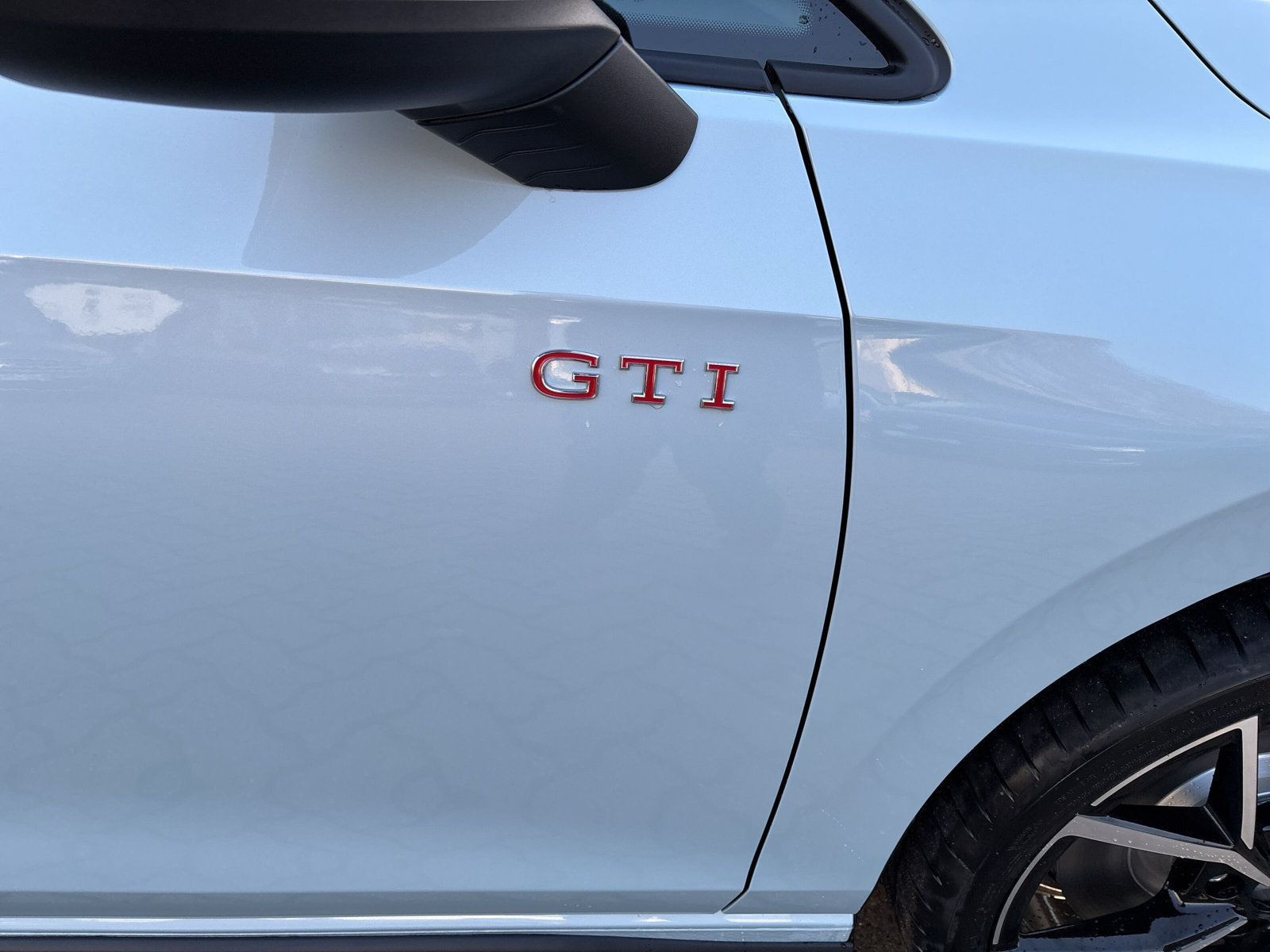 Volkswagen - Golf GTI_23