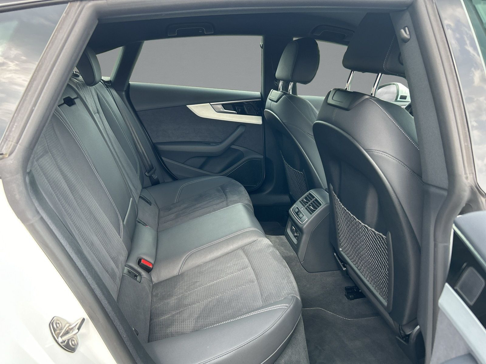 Audi - S5 Sportback_13