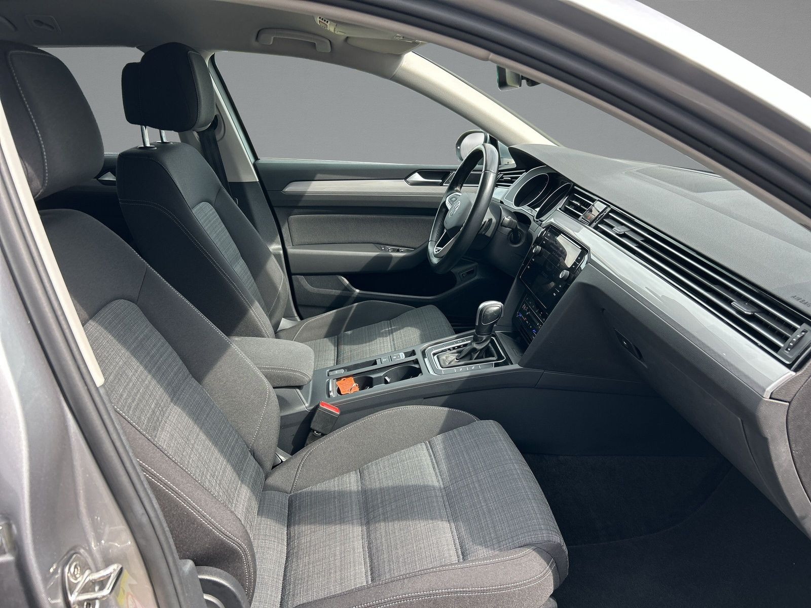 Volkswagen - Passat Variant_12