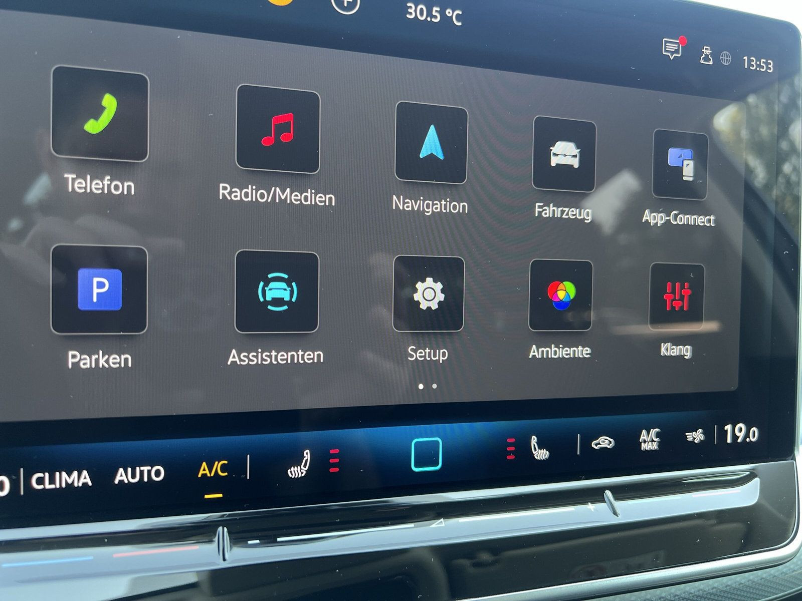 Volkswagen - Golf_33