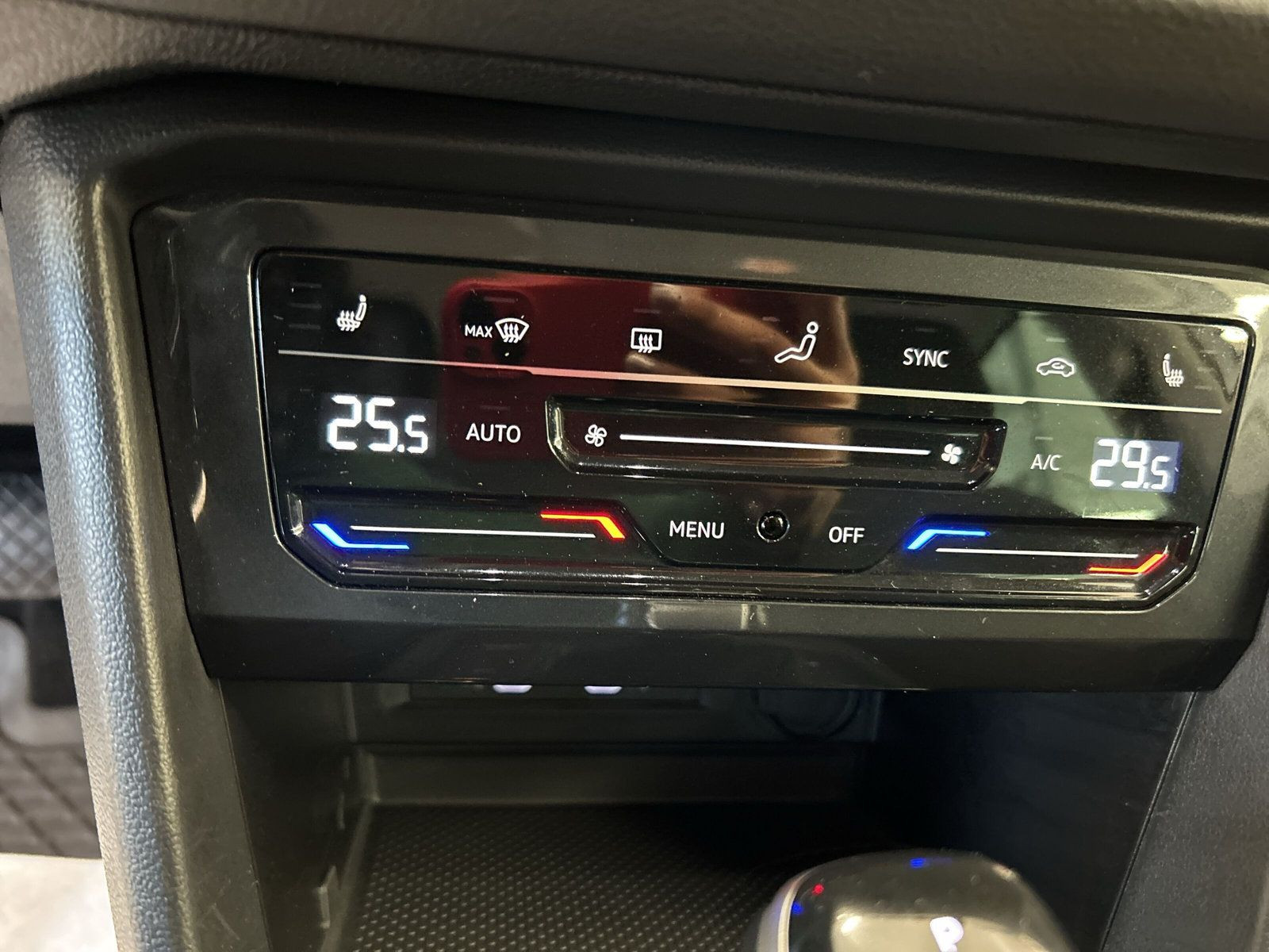 Volkswagen - Tiguan_16