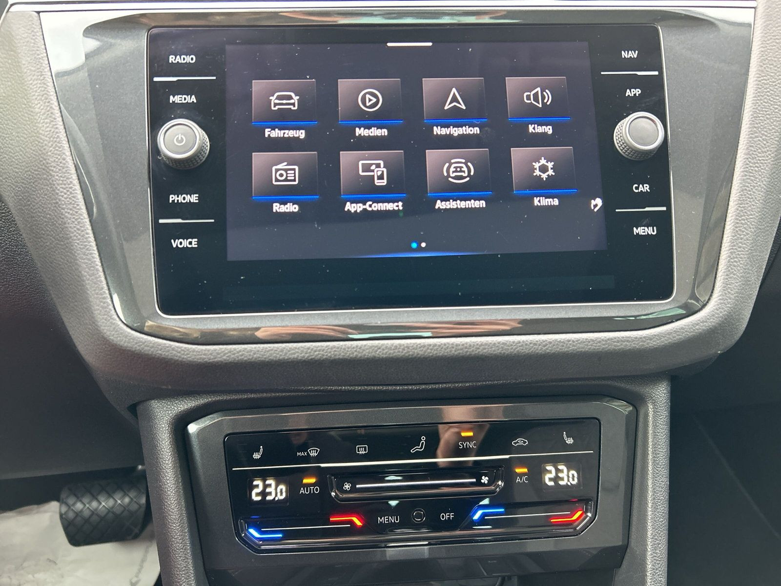 Volkswagen - Tiguan_16