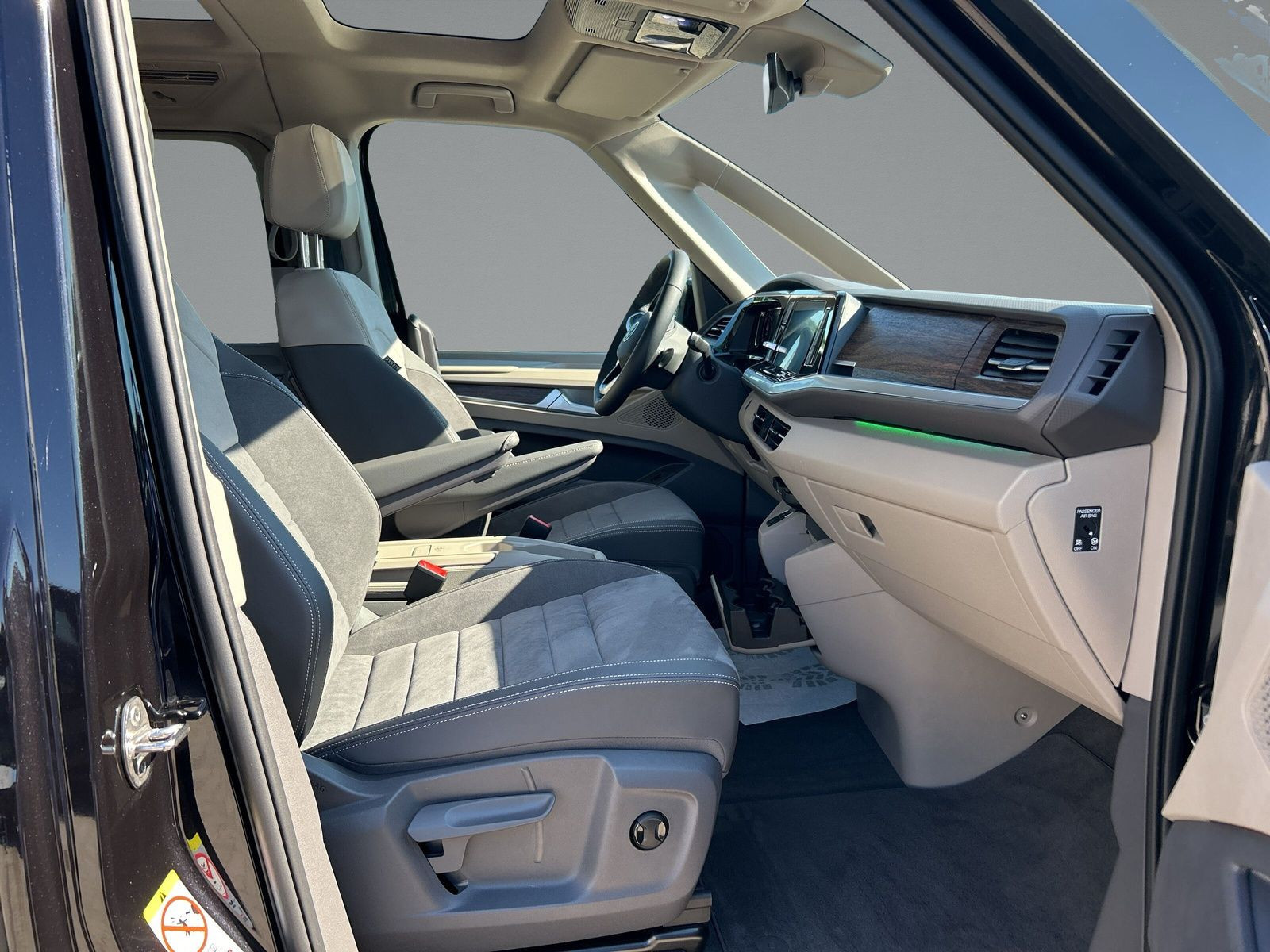 Volkswagen - Multivan_11