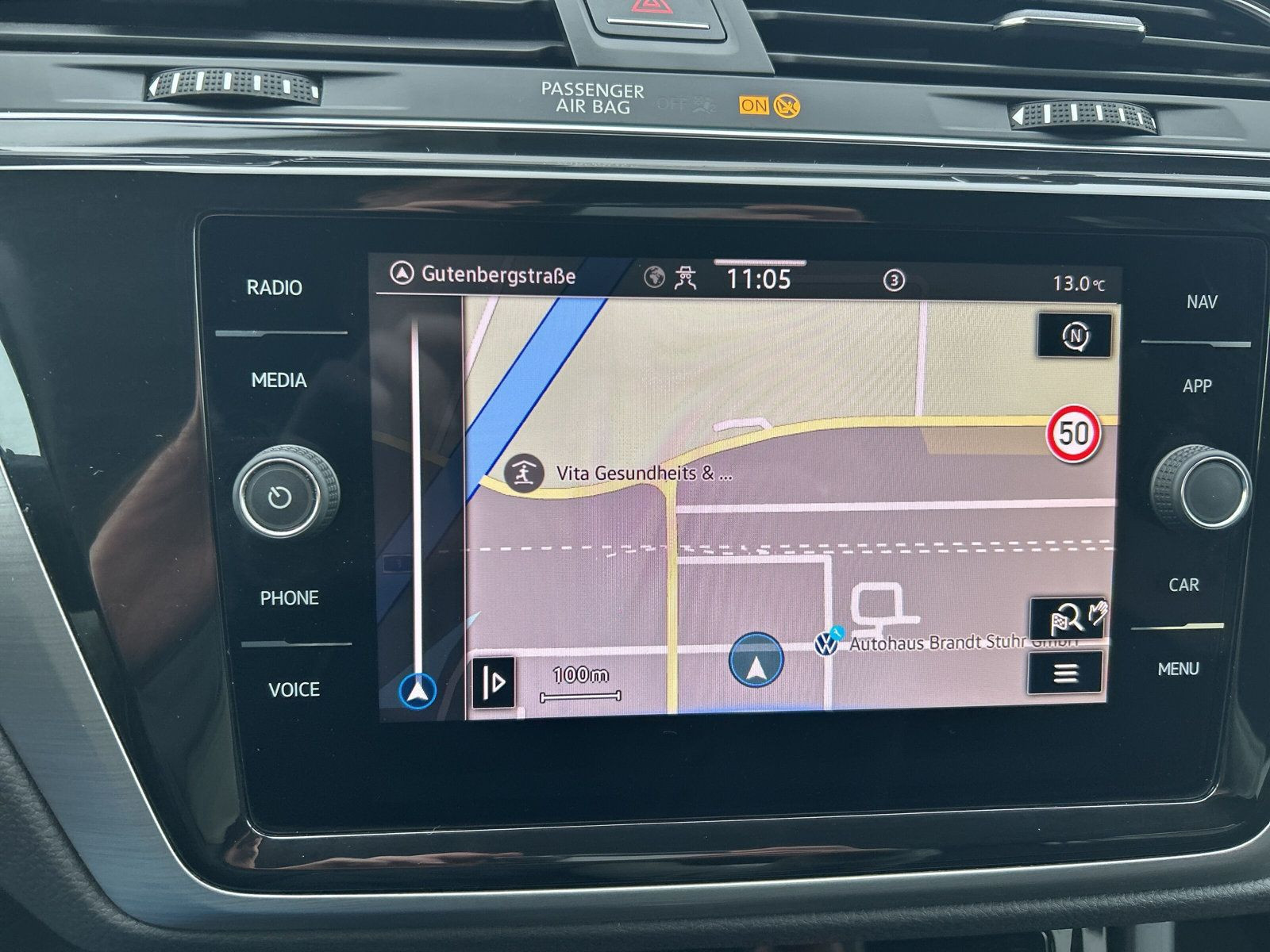 Volkswagen - Touran_16