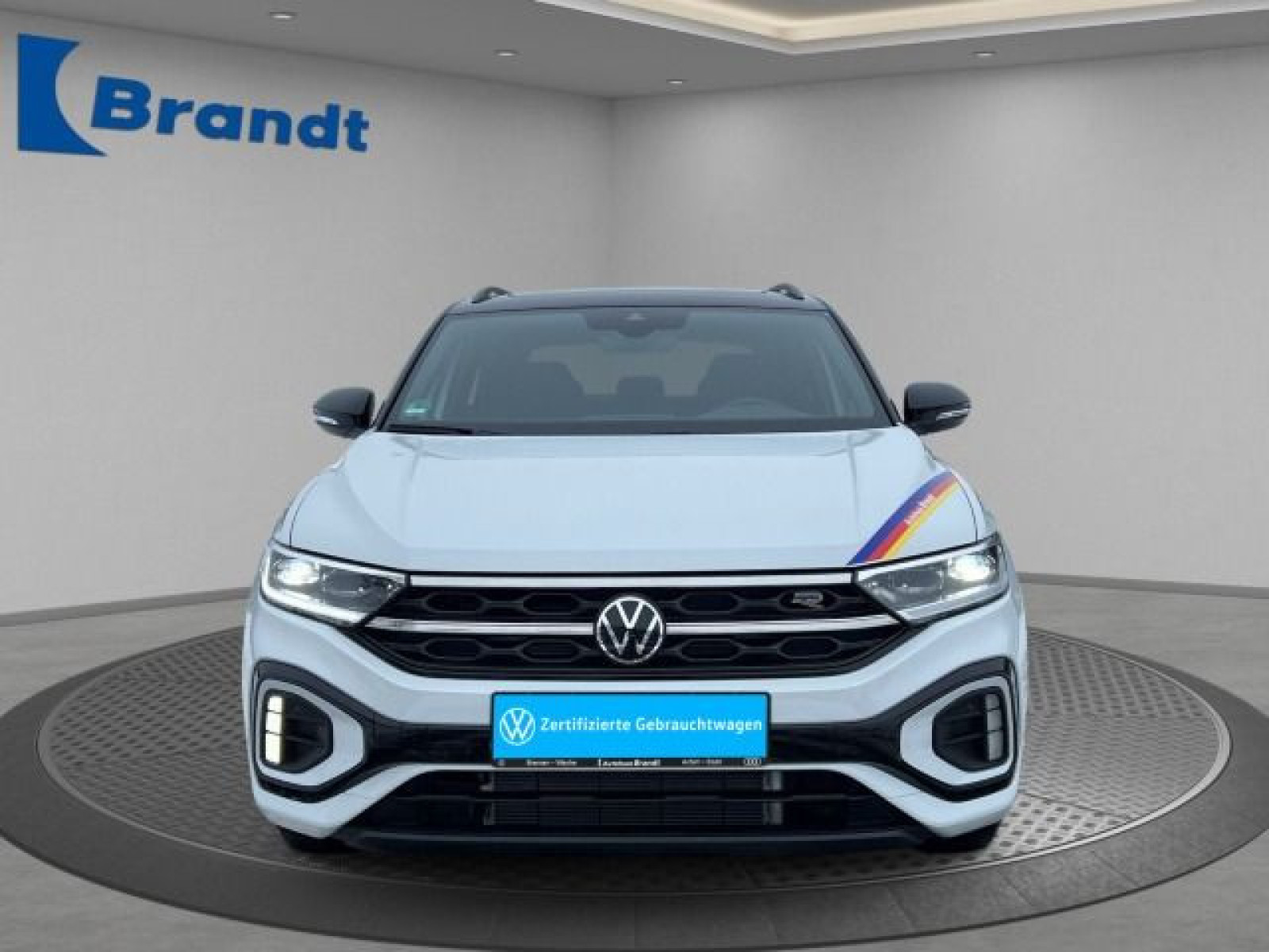 Volkswagen - T-Roc_4