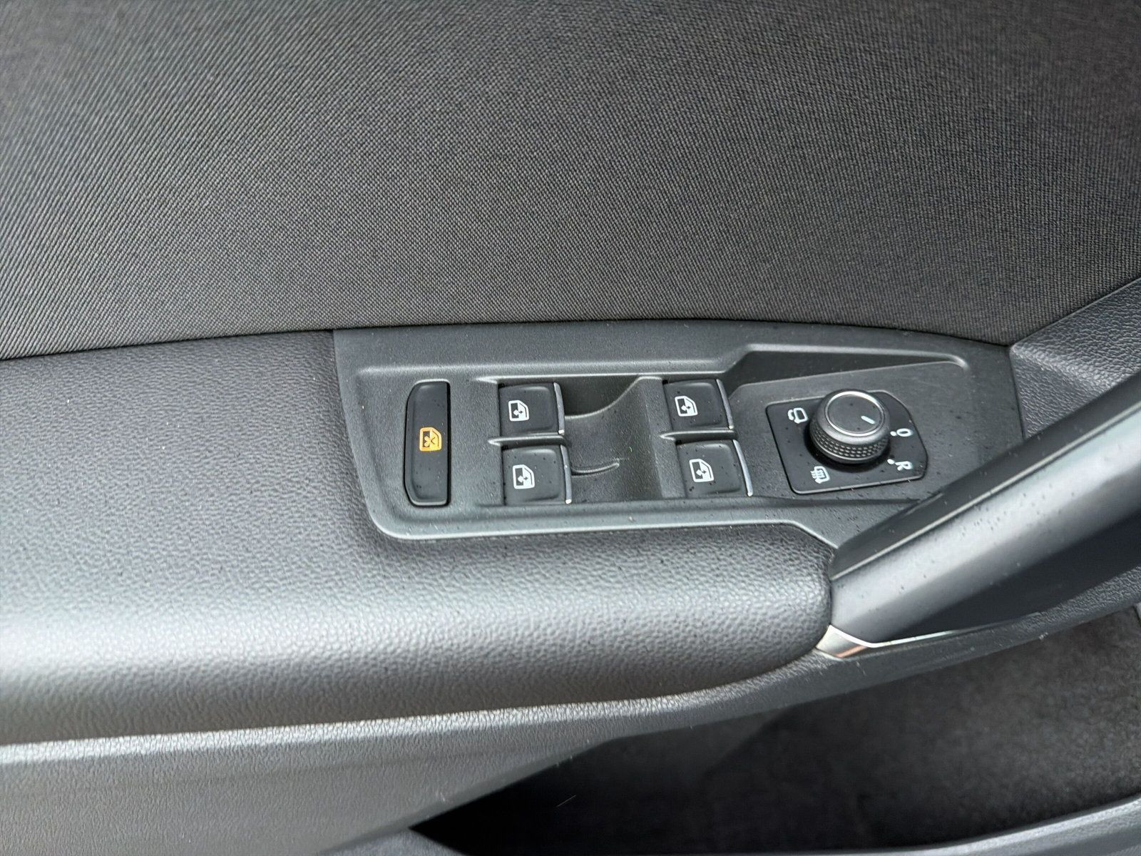 Volkswagen - Tiguan_24