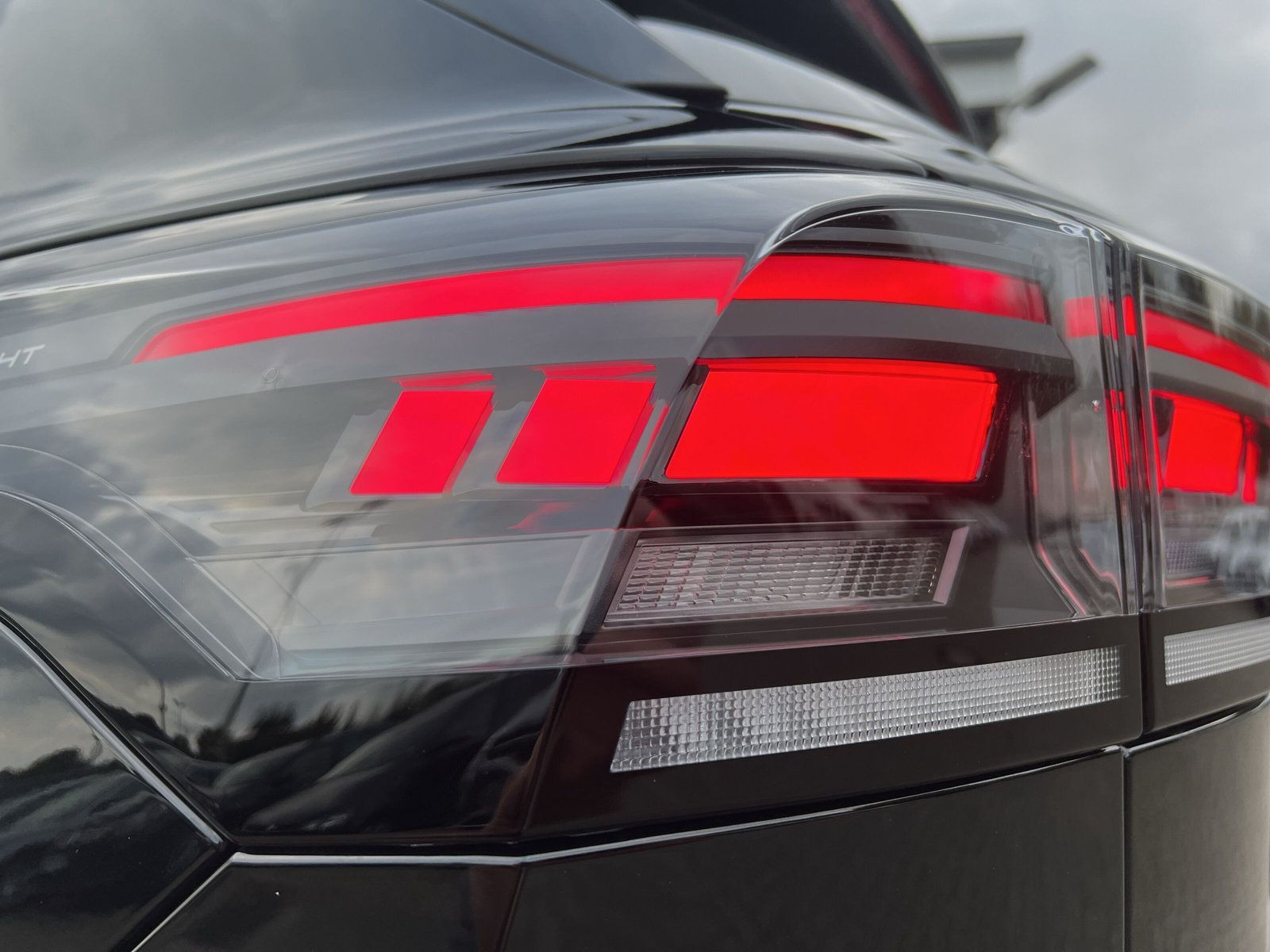 Volkswagen - Tiguan_36