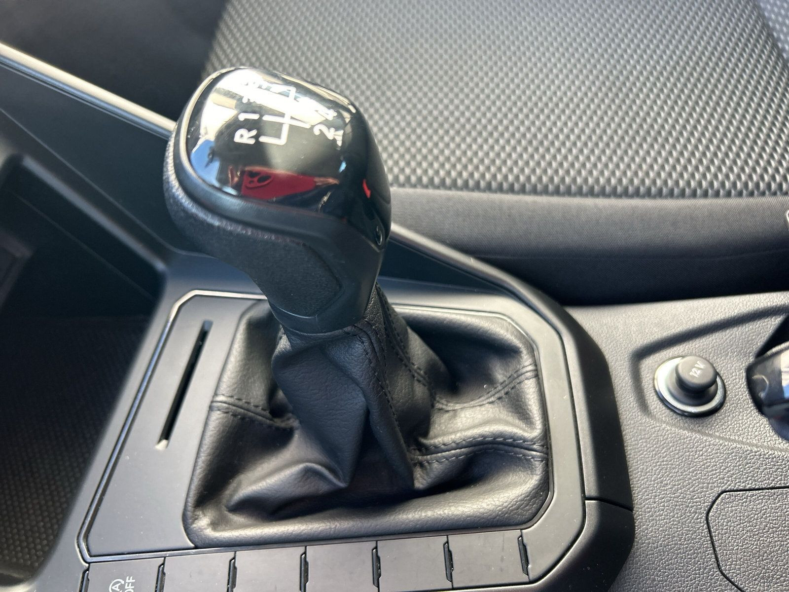 Volkswagen - Polo_15