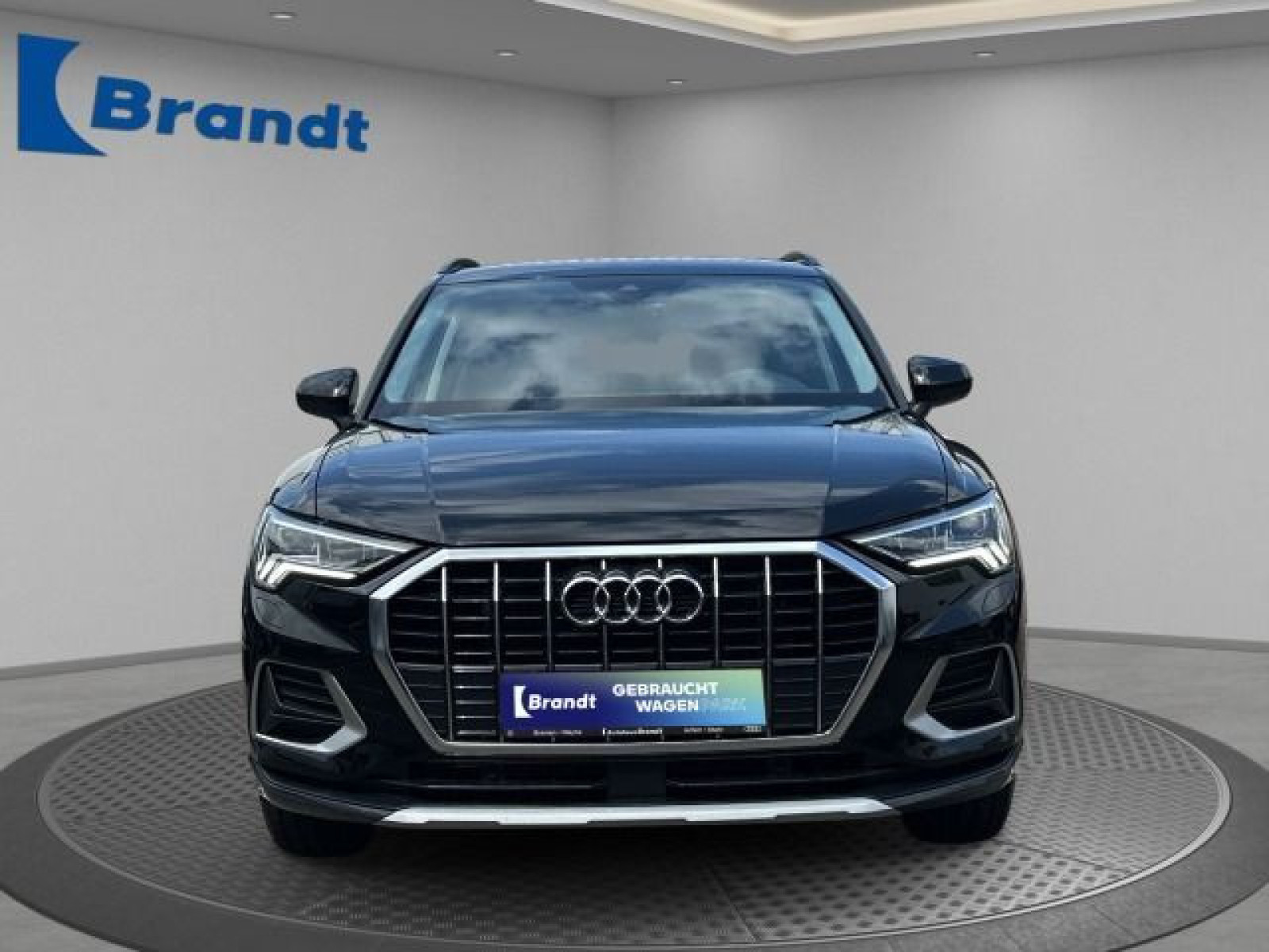 Audi - Q3_4