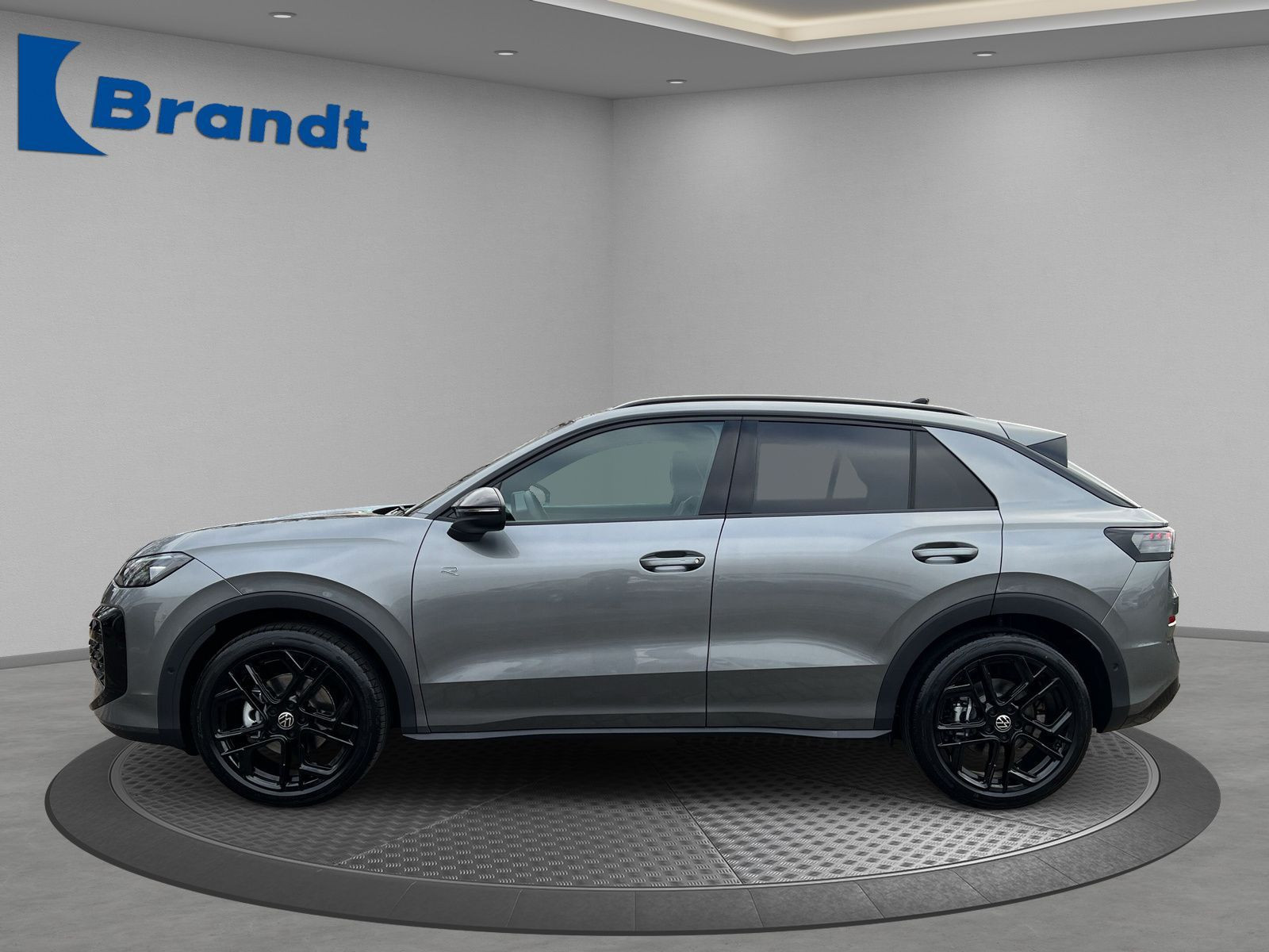 Volkswagen - T-Roc_2