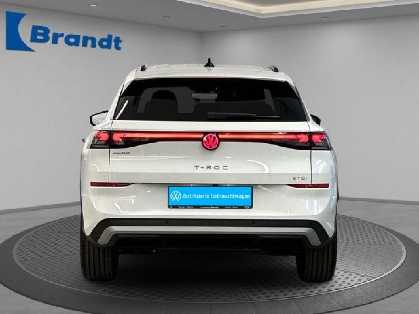 Volkswagen - T-Roc_5