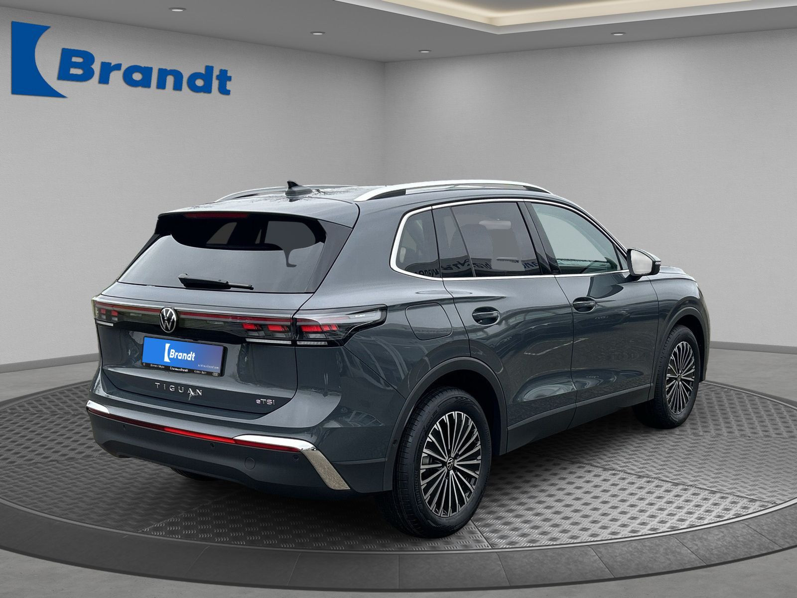 Volkswagen - Tiguan_4