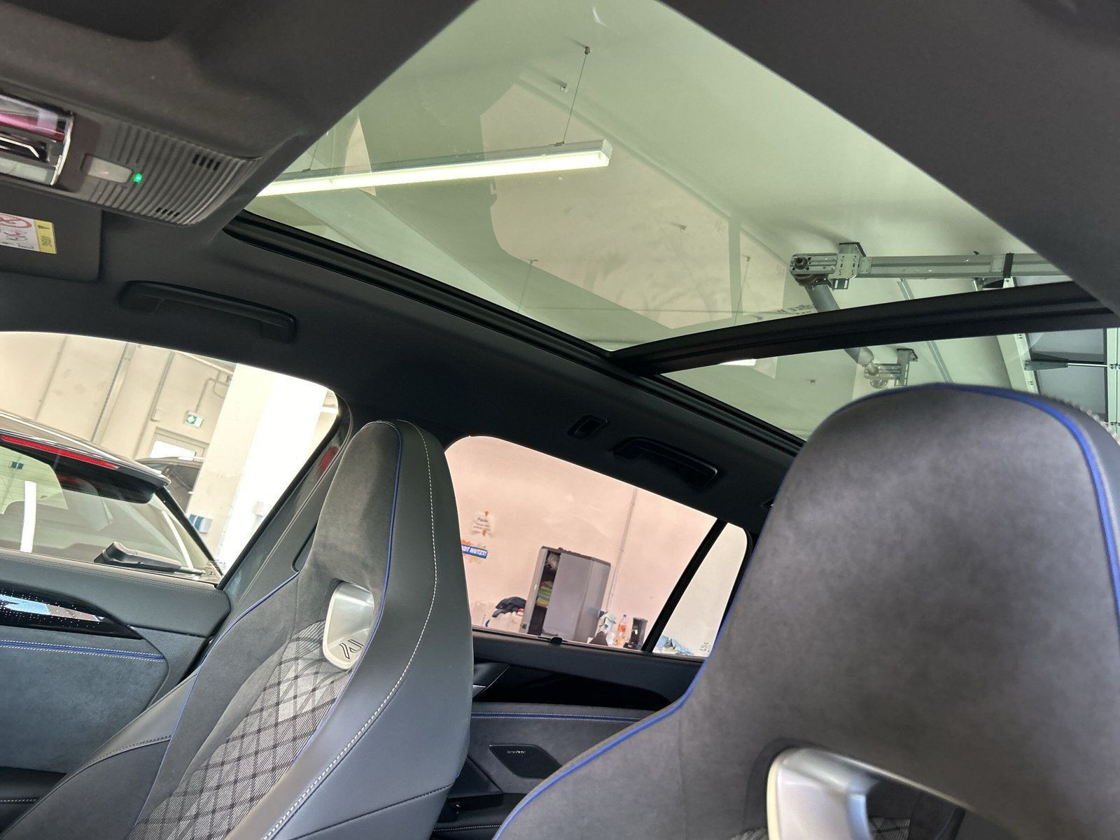 Volkswagen - Tayron_27