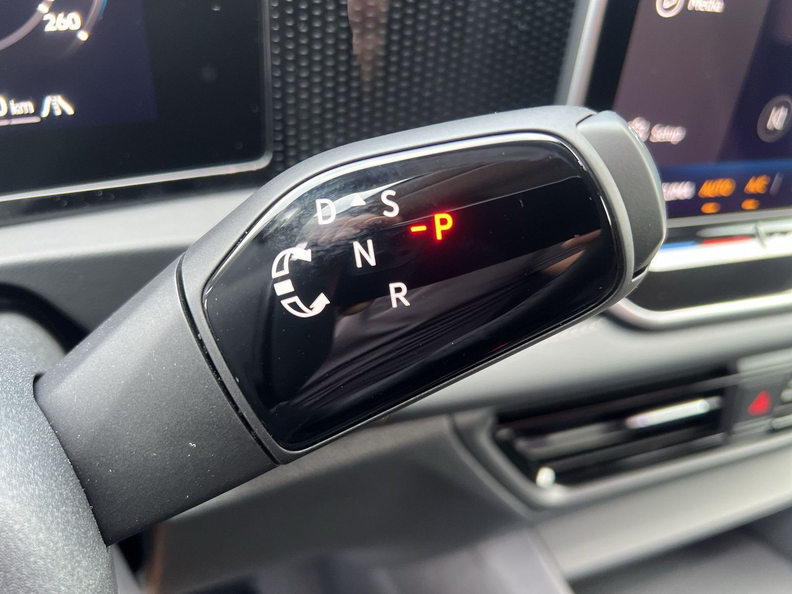 Volkswagen - Tiguan_16