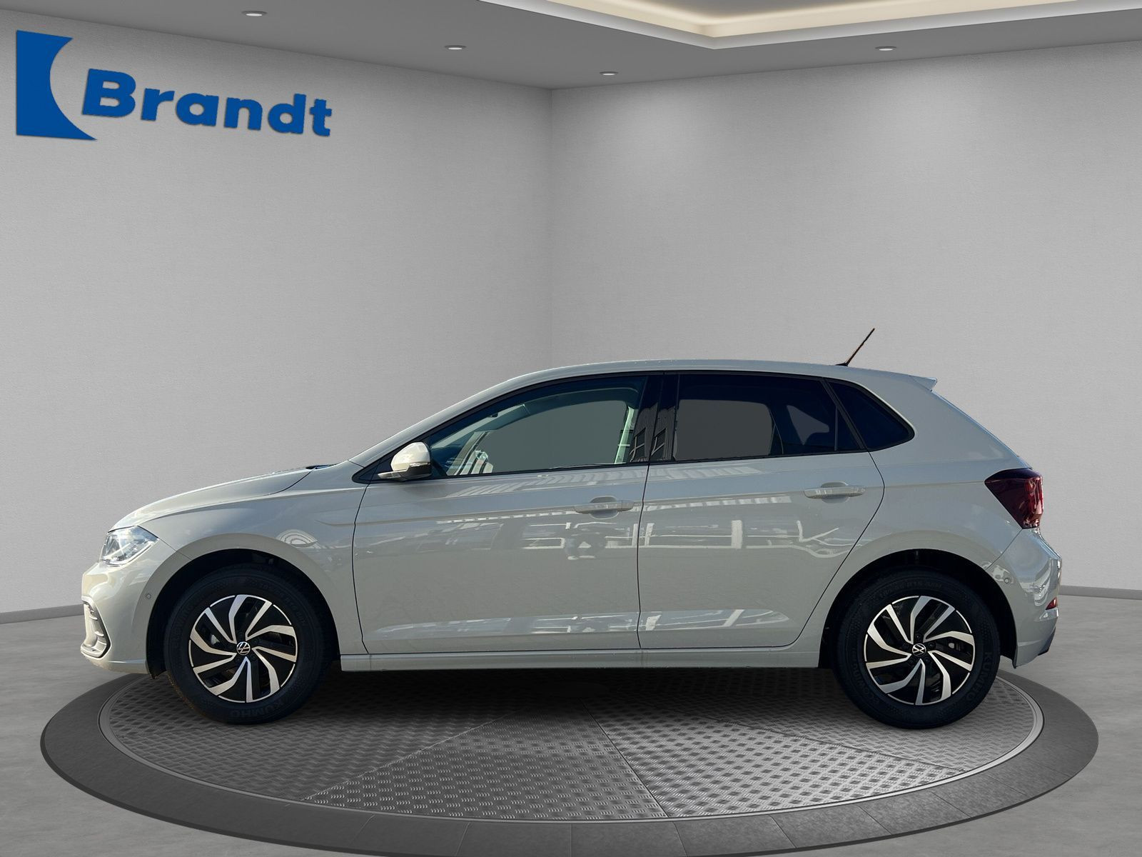 Volkswagen - Polo_2