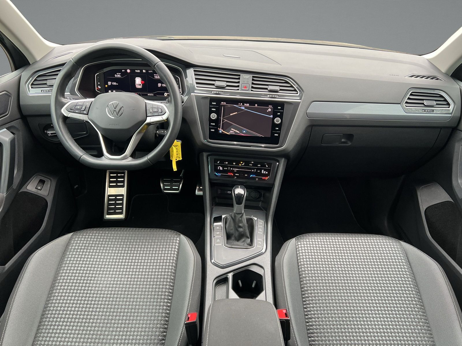 Volkswagen - Tiguan_8