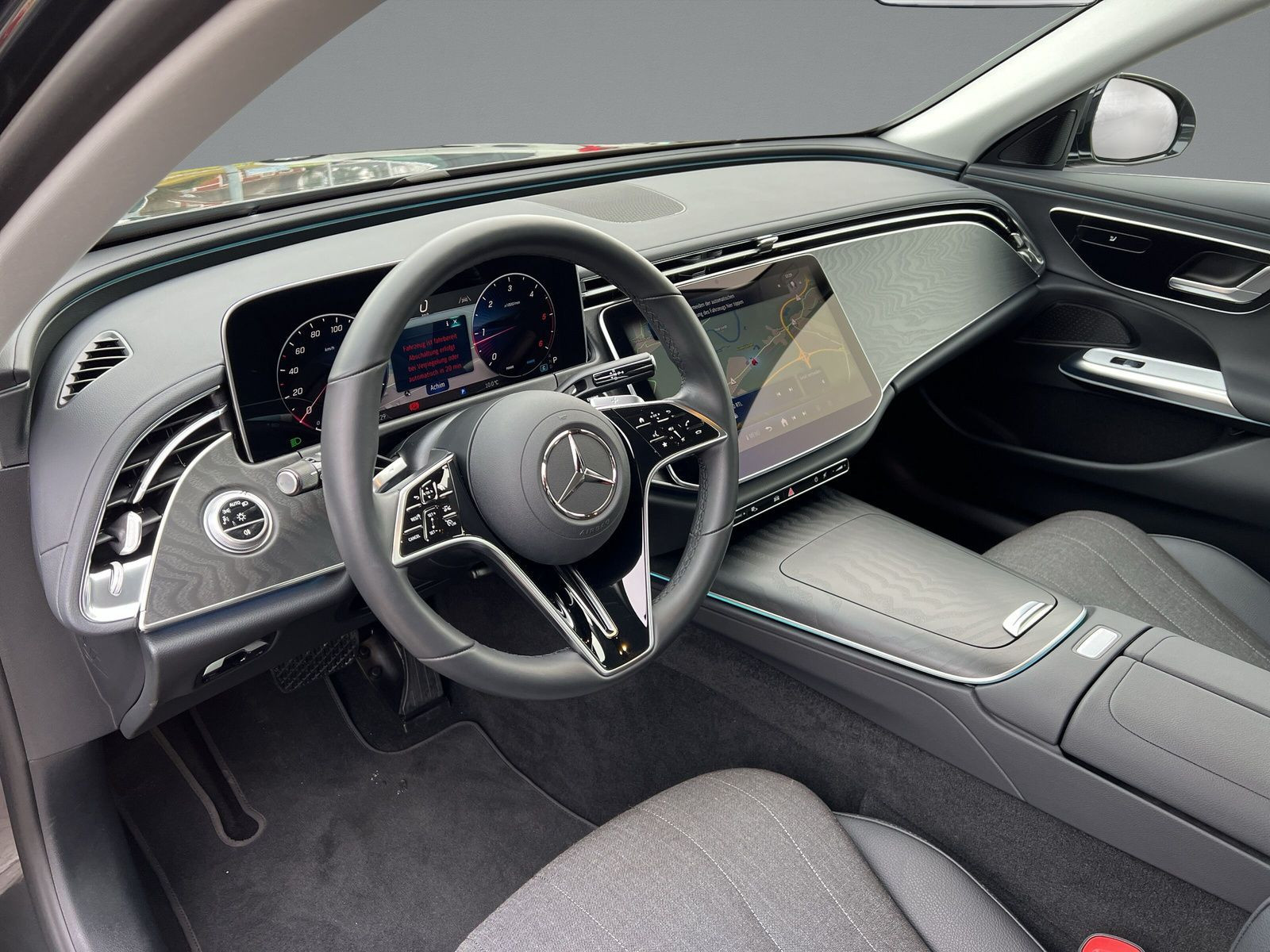 Mercedes-Benz - E 220_8