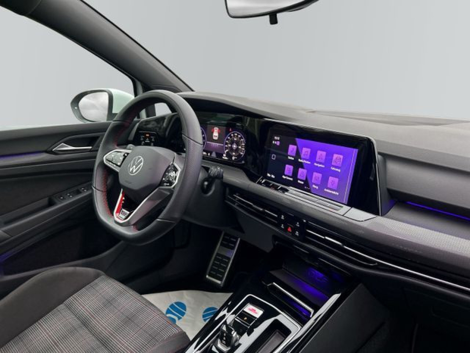 Volkswagen - Golf GTI_14