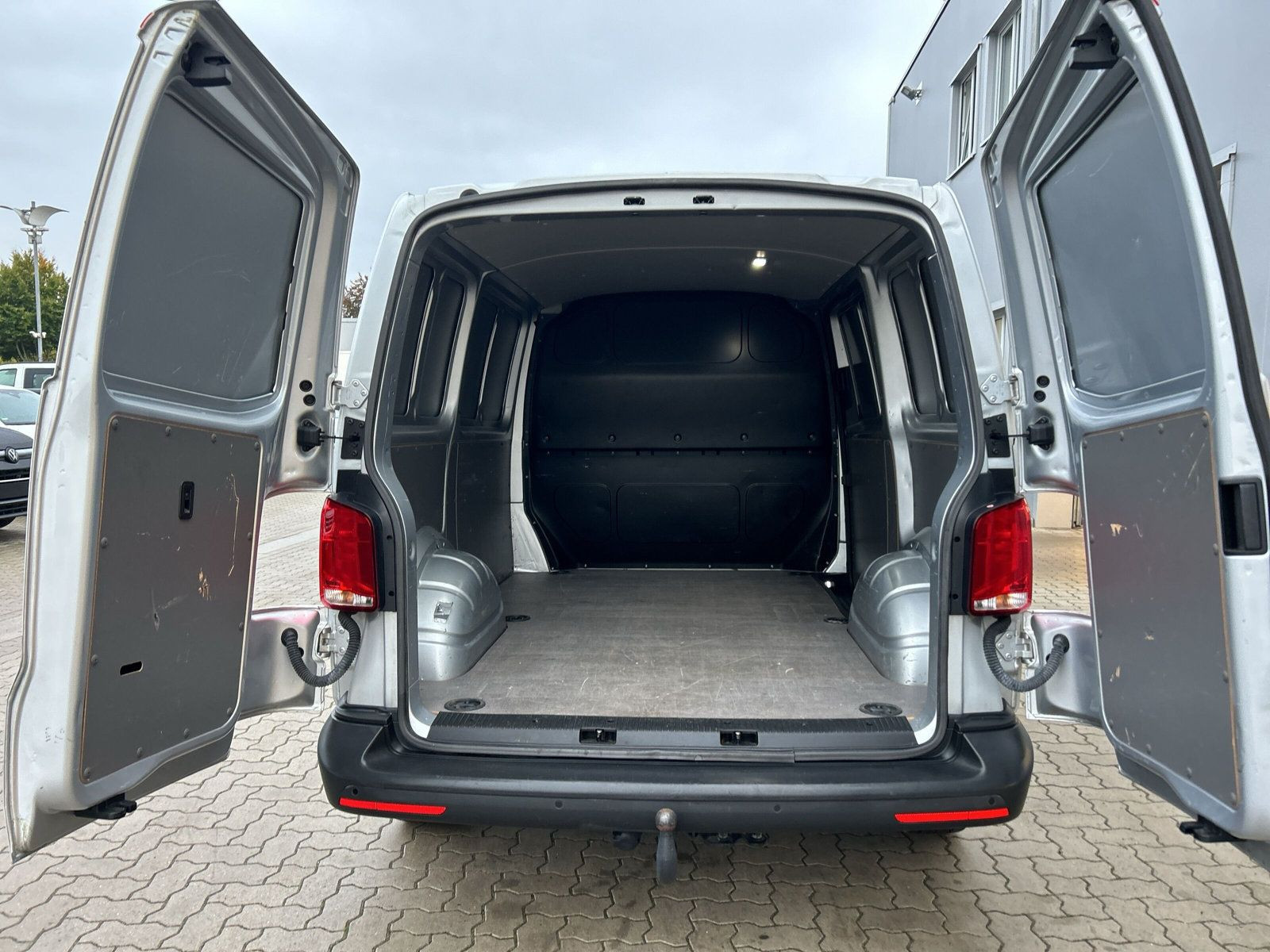 Volkswagen - T6.1 Transporter_9