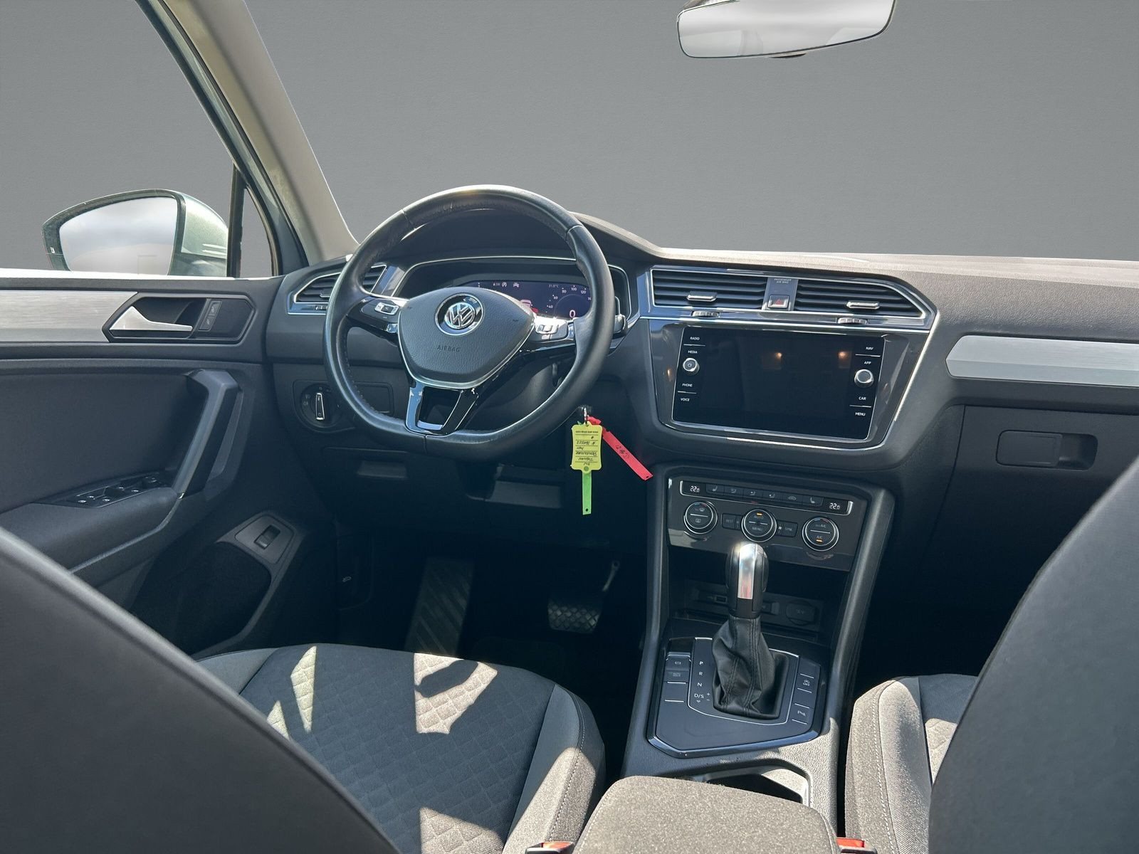 Volkswagen - Tiguan_9