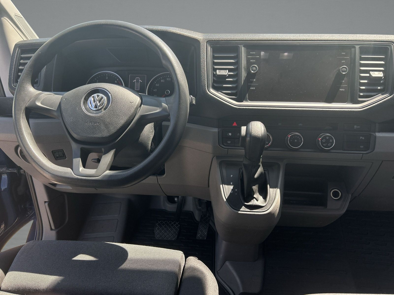 Volkswagen - Crafter_9