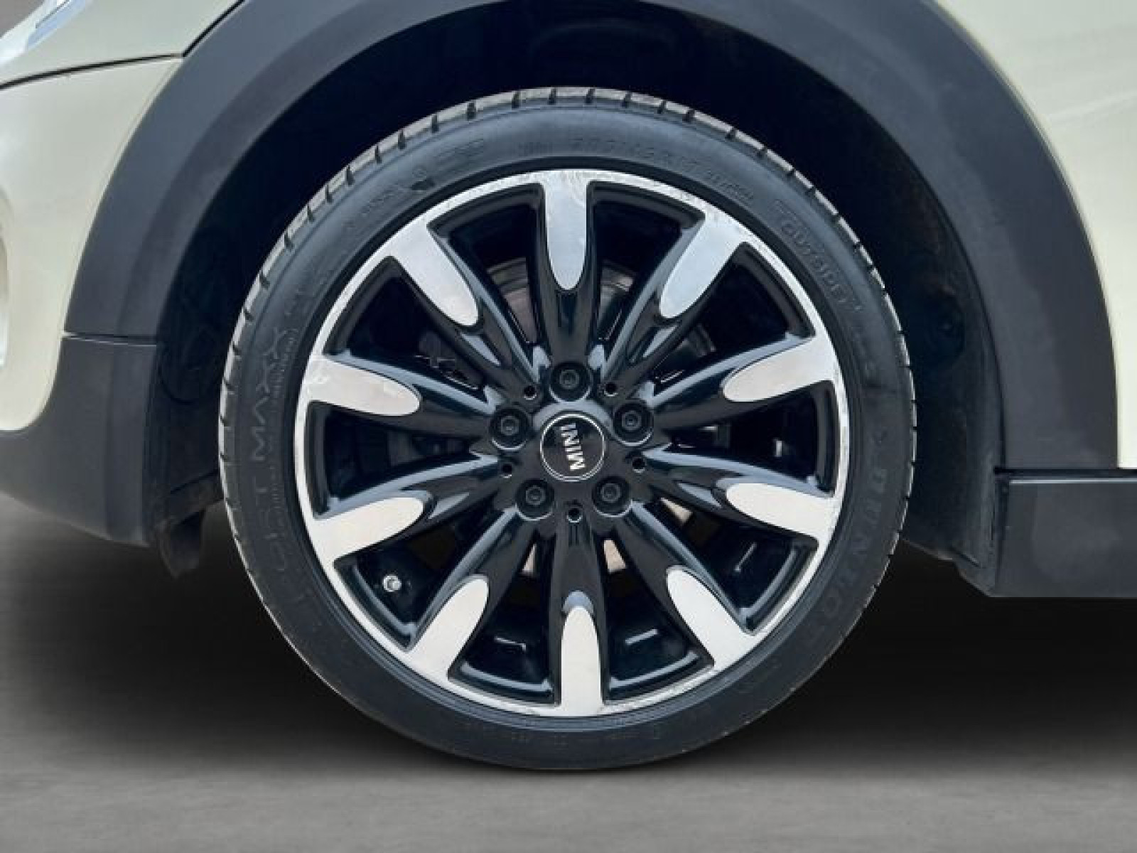 Mini (BMW) - Cooper D_32