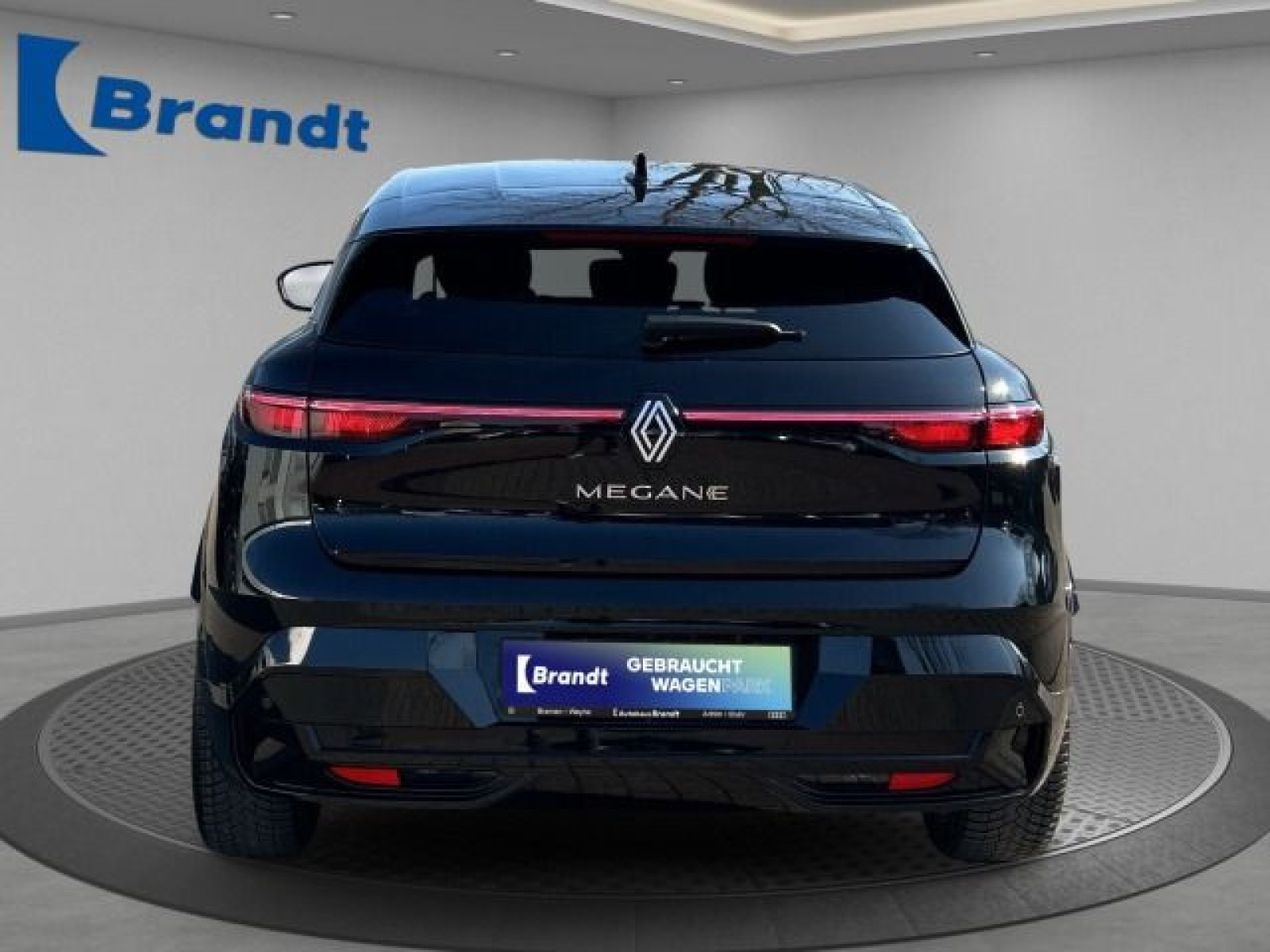 Renault - Megane E-TECH_6