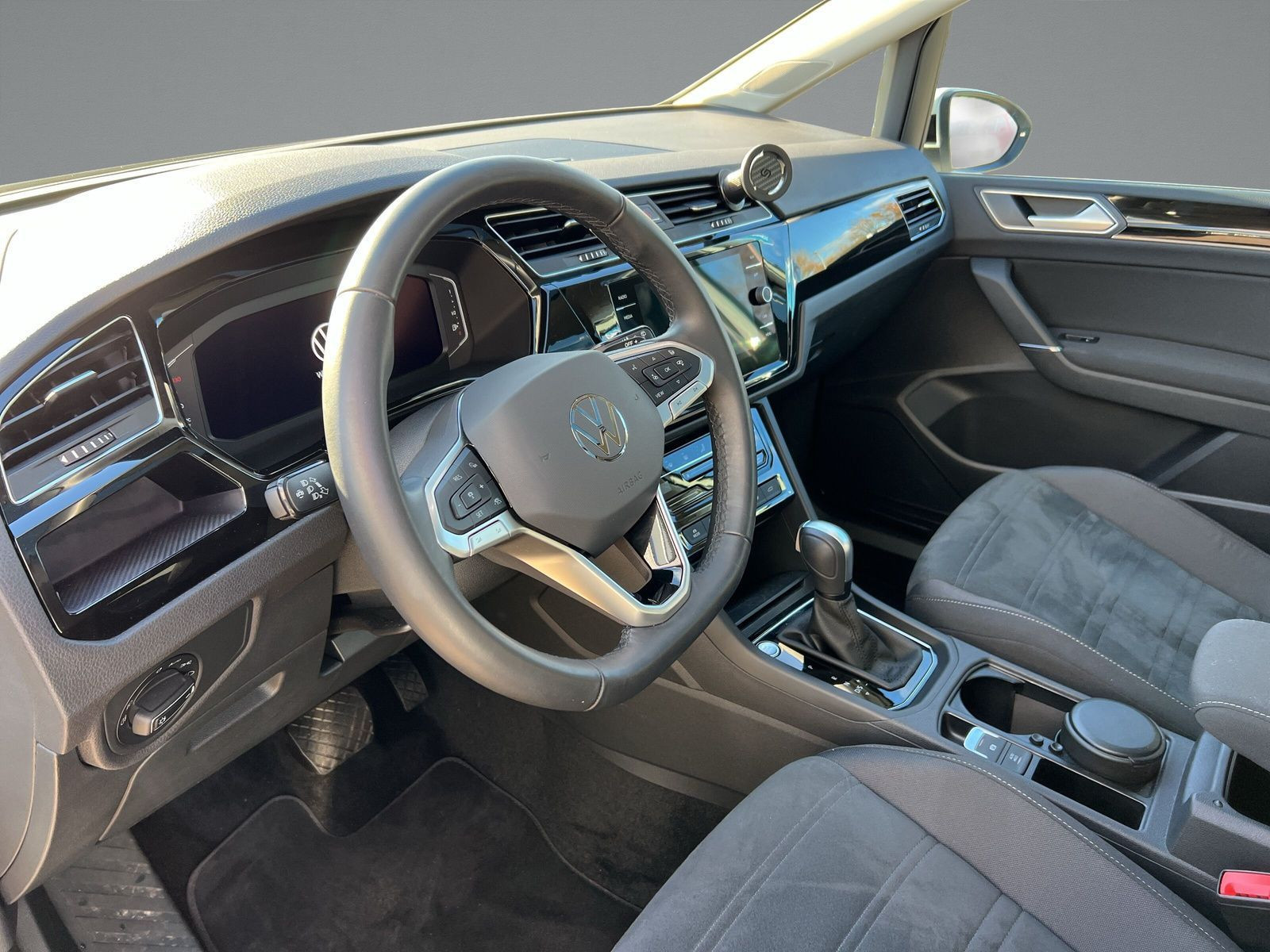 Volkswagen - Touran_7