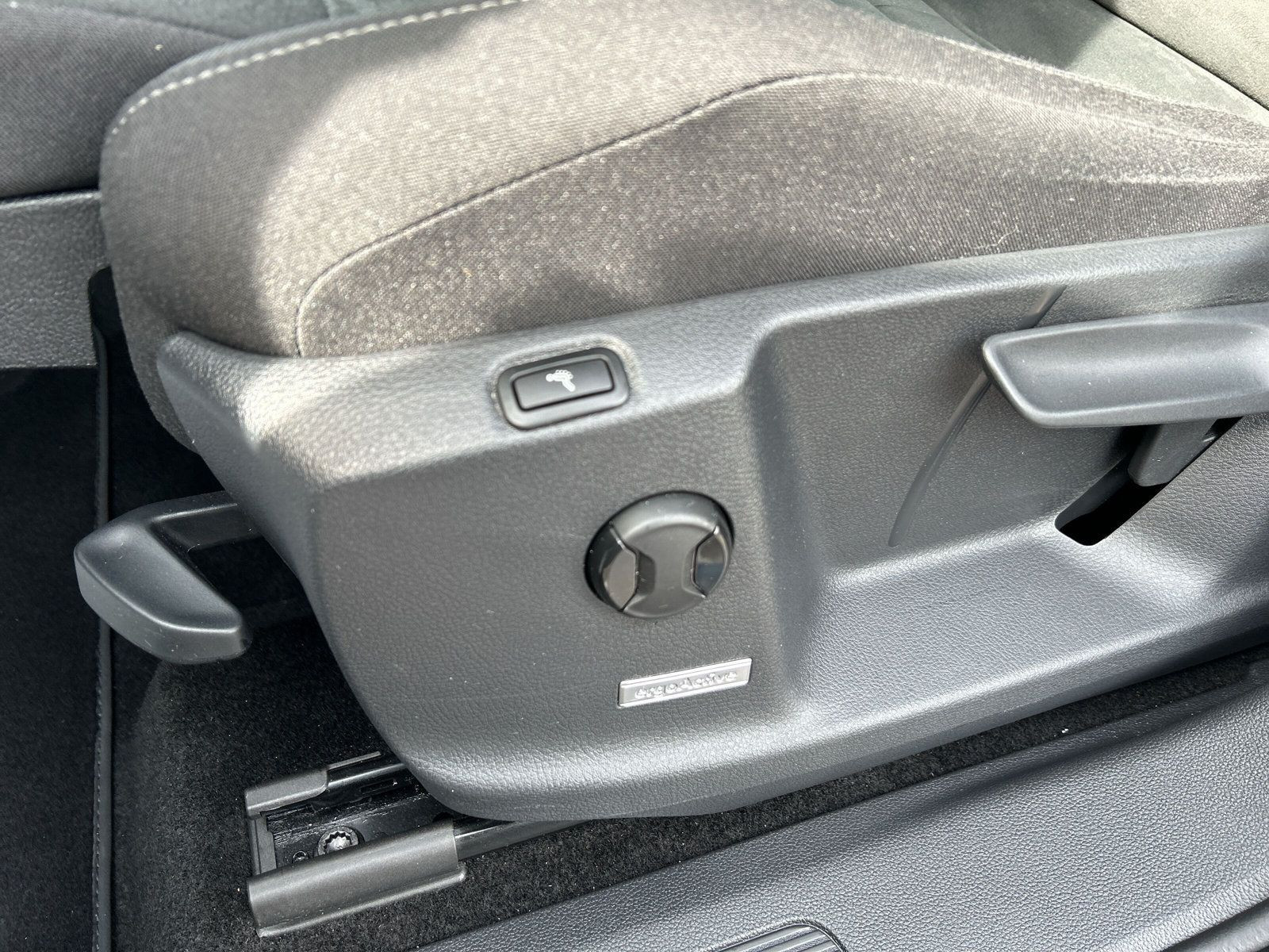 Volkswagen - Touran_24