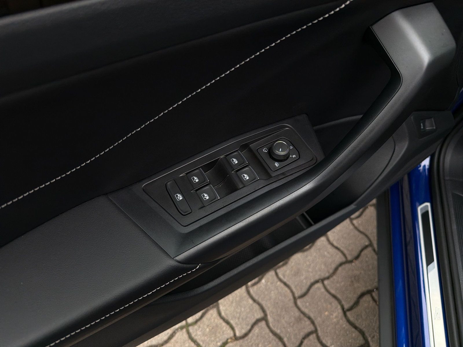 Volkswagen - T-Roc_27