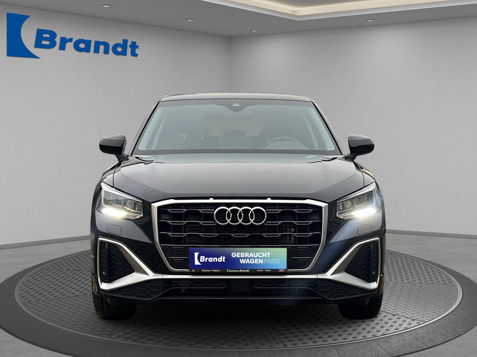 Audi - Q2_4