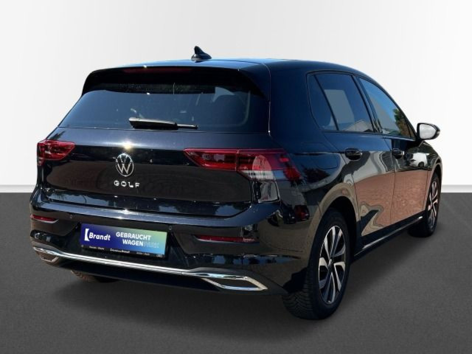 Volkswagen - Golf_4